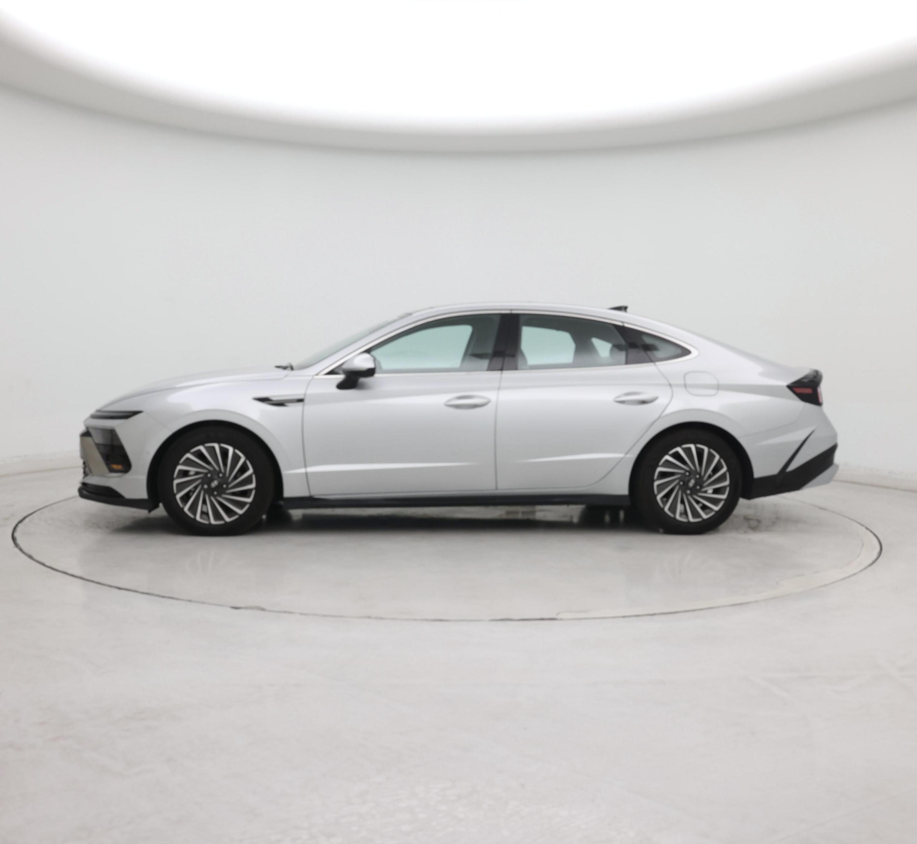Thumbnail: 2025 Hyundai Sonata - 3