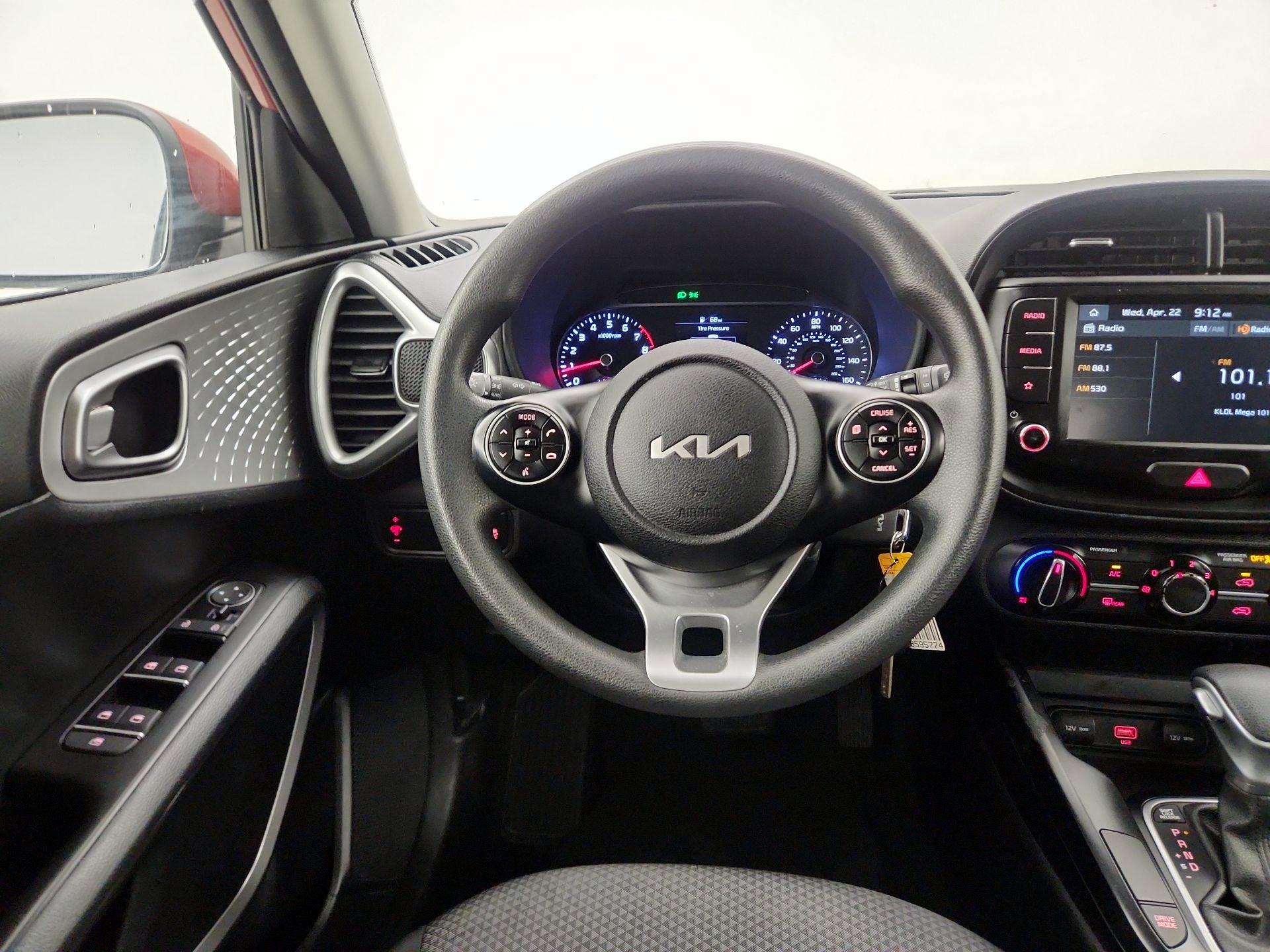 Thumbnail: 2022 Kia Soul - 10