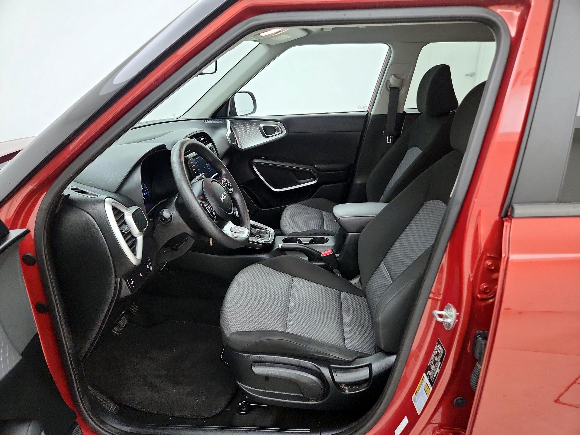 Thumbnail: 2022 Kia Soul - 11
