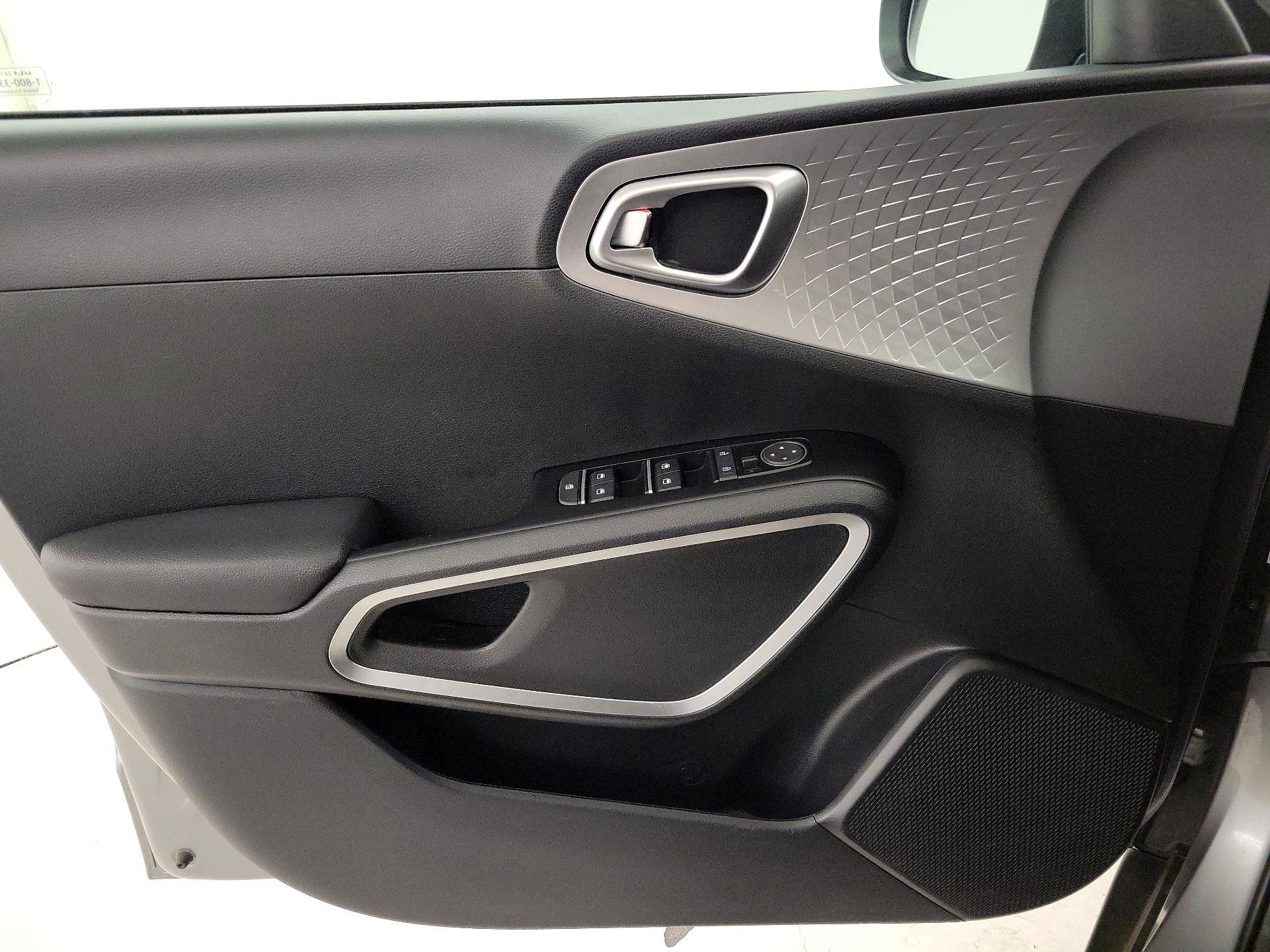 Thumbnail: 2025 Kia Soul - 12