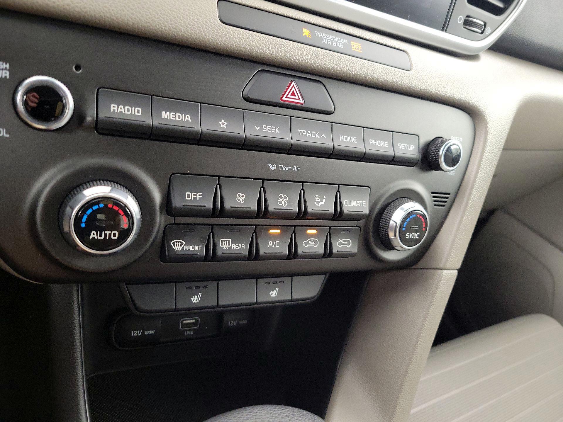 Thumbnail: 2022 Kia Sportage - 16