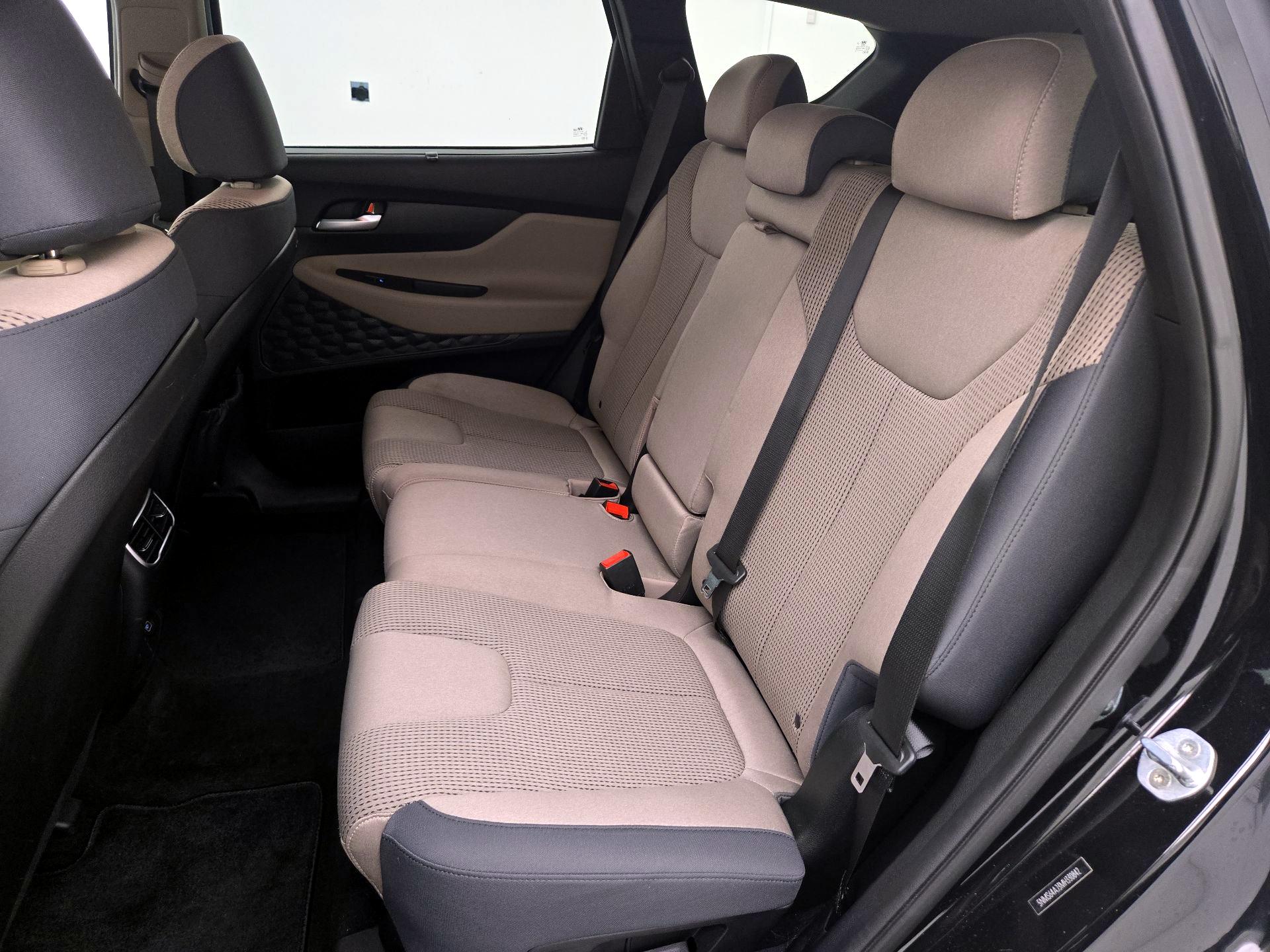Thumbnail: 2021 Hyundai Santa Fe - 19