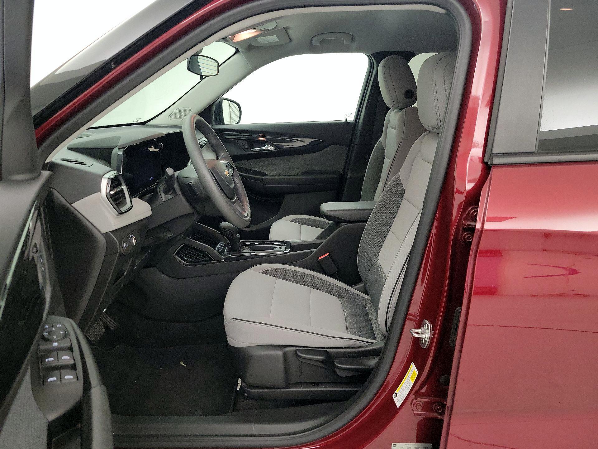 Thumbnail: 2024 Chevrolet TrailBlazer - 11