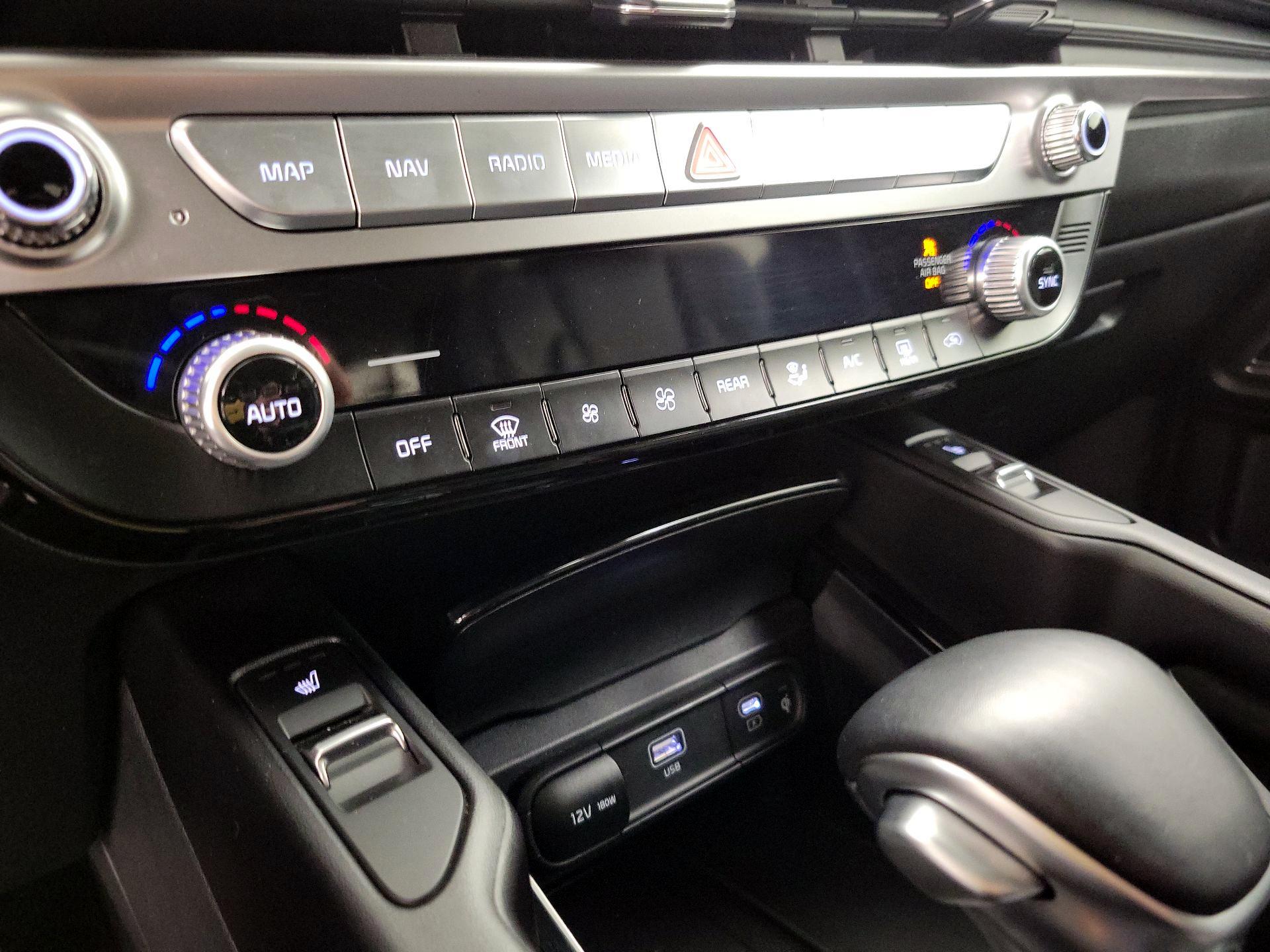 Thumbnail: 2025 Kia Telluride - 17