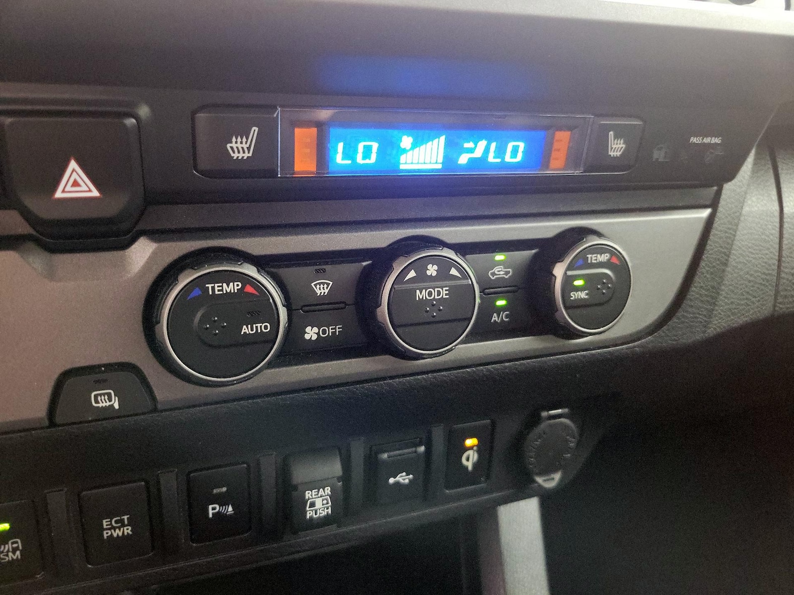 2022 Toyota Tacoma TRD Off Road - Photo 18