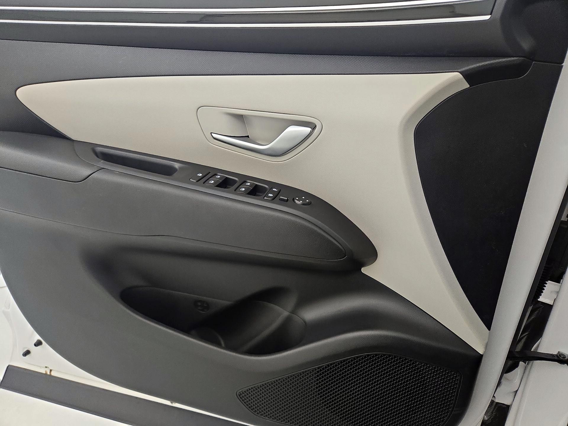 Thumbnail: 2024 Hyundai Tucson - 10