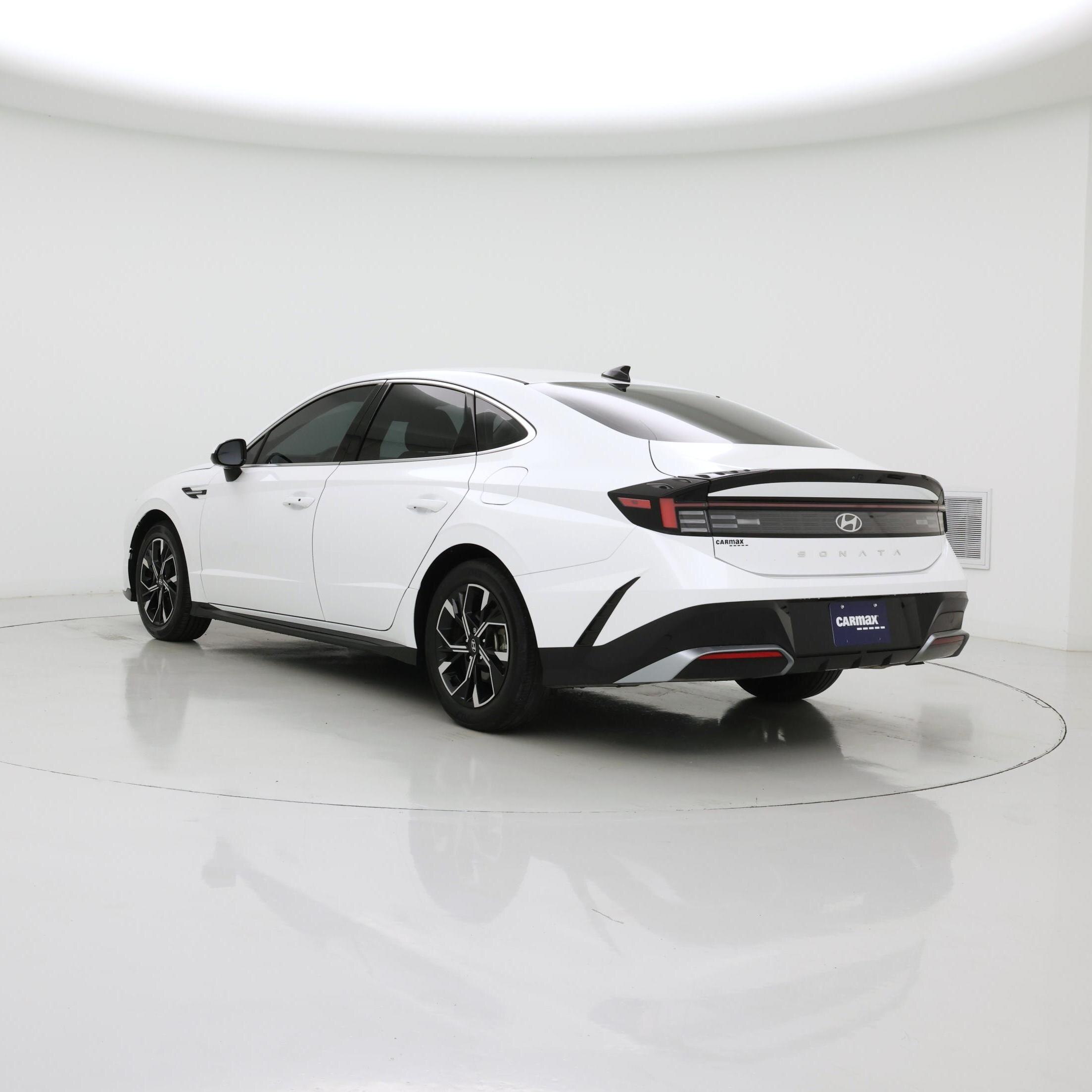 Thumbnail: 2024 Hyundai Sonata - 2