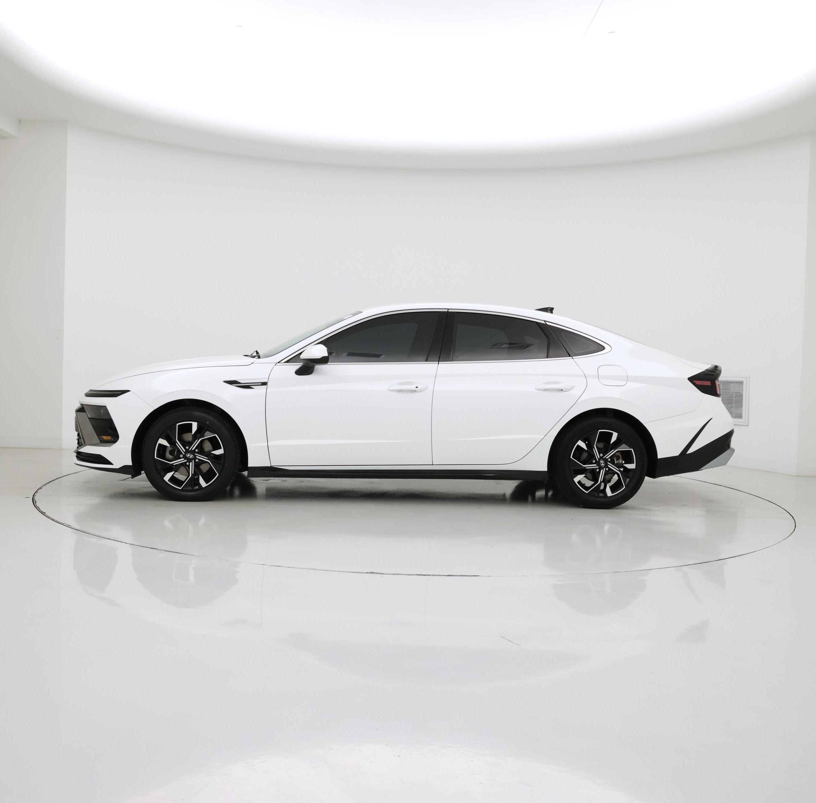 Thumbnail: 2024 Hyundai Sonata - 3