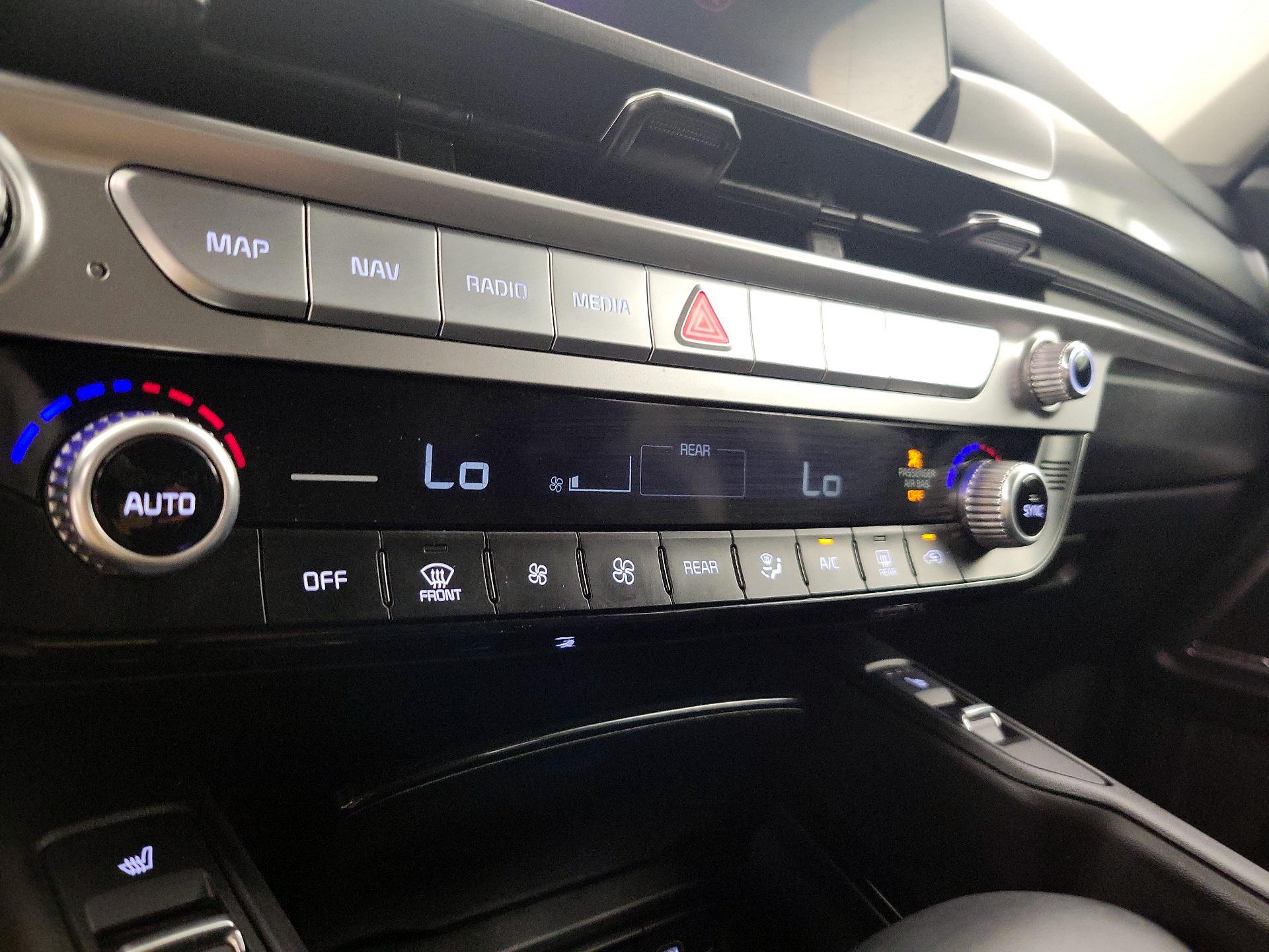 Thumbnail: 2025 Kia Telluride - 16