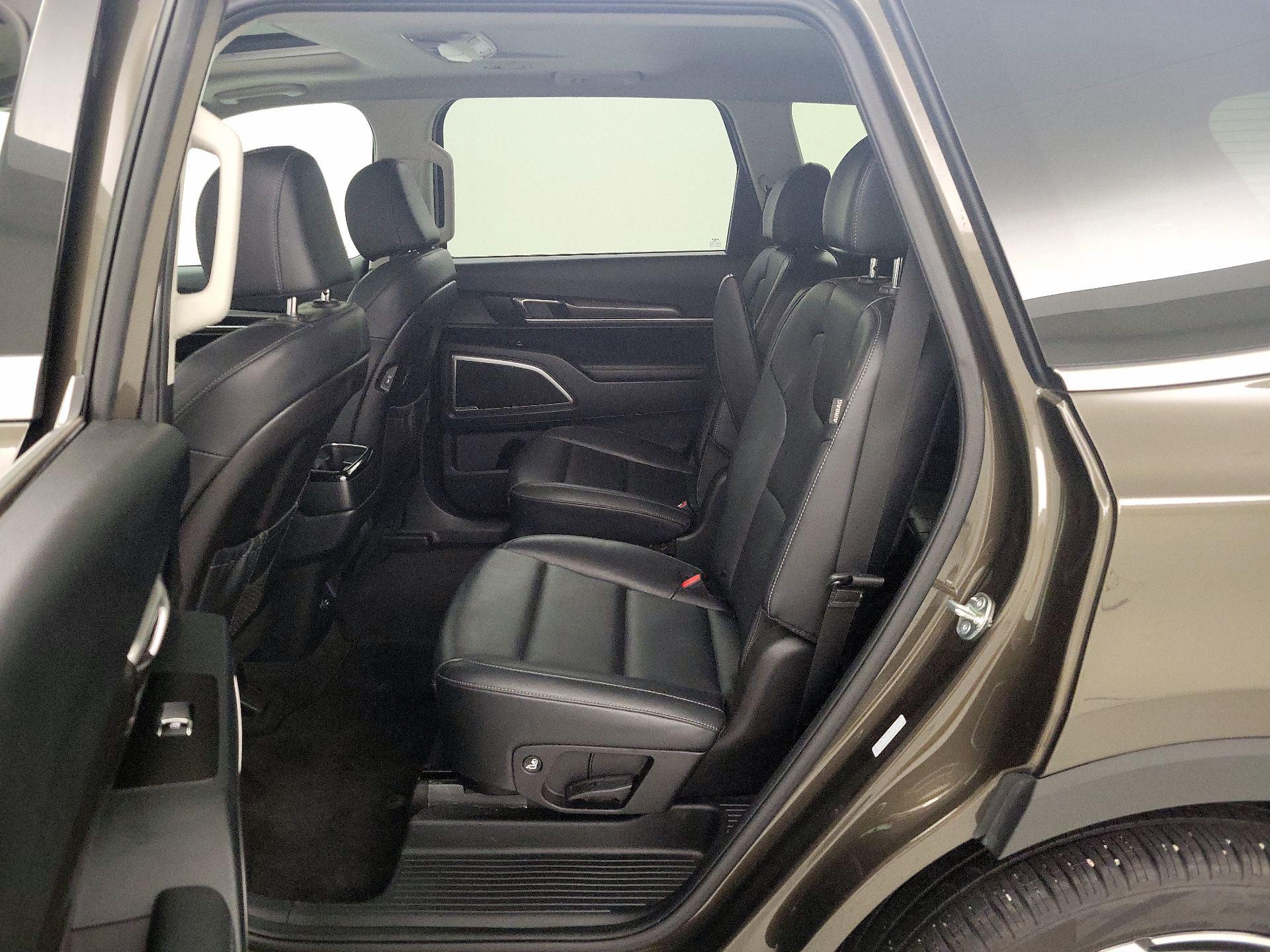 Thumbnail: 2025 Kia Telluride - 20