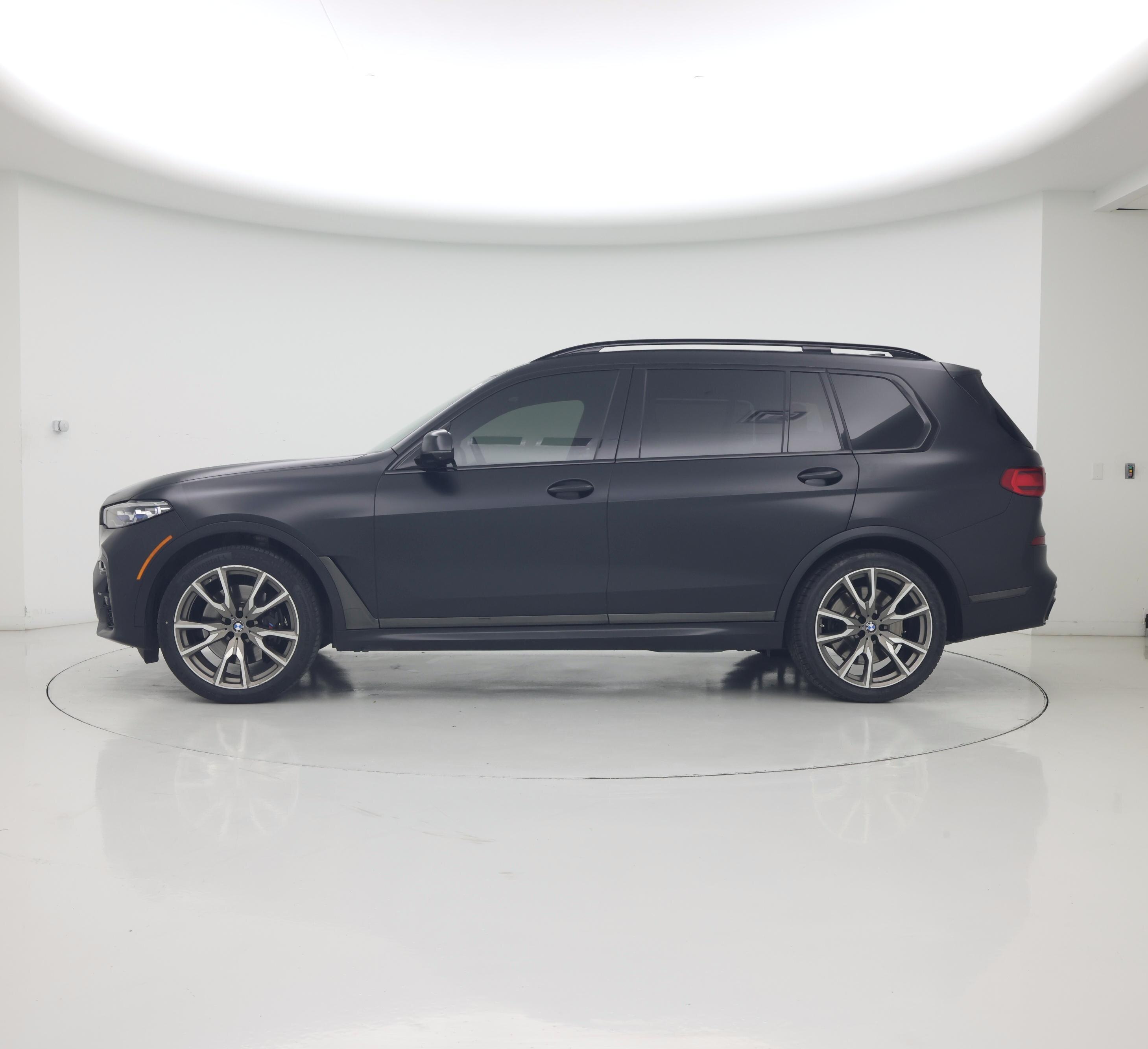 Thumbnail: 2021 BMW X7 - 3