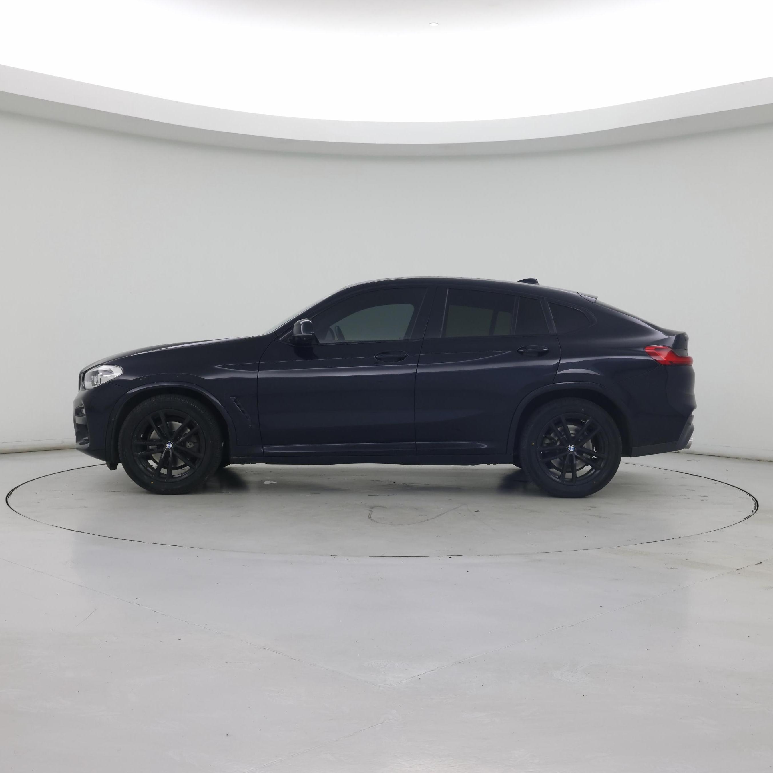 Thumbnail: 2021 BMW X4 - 3