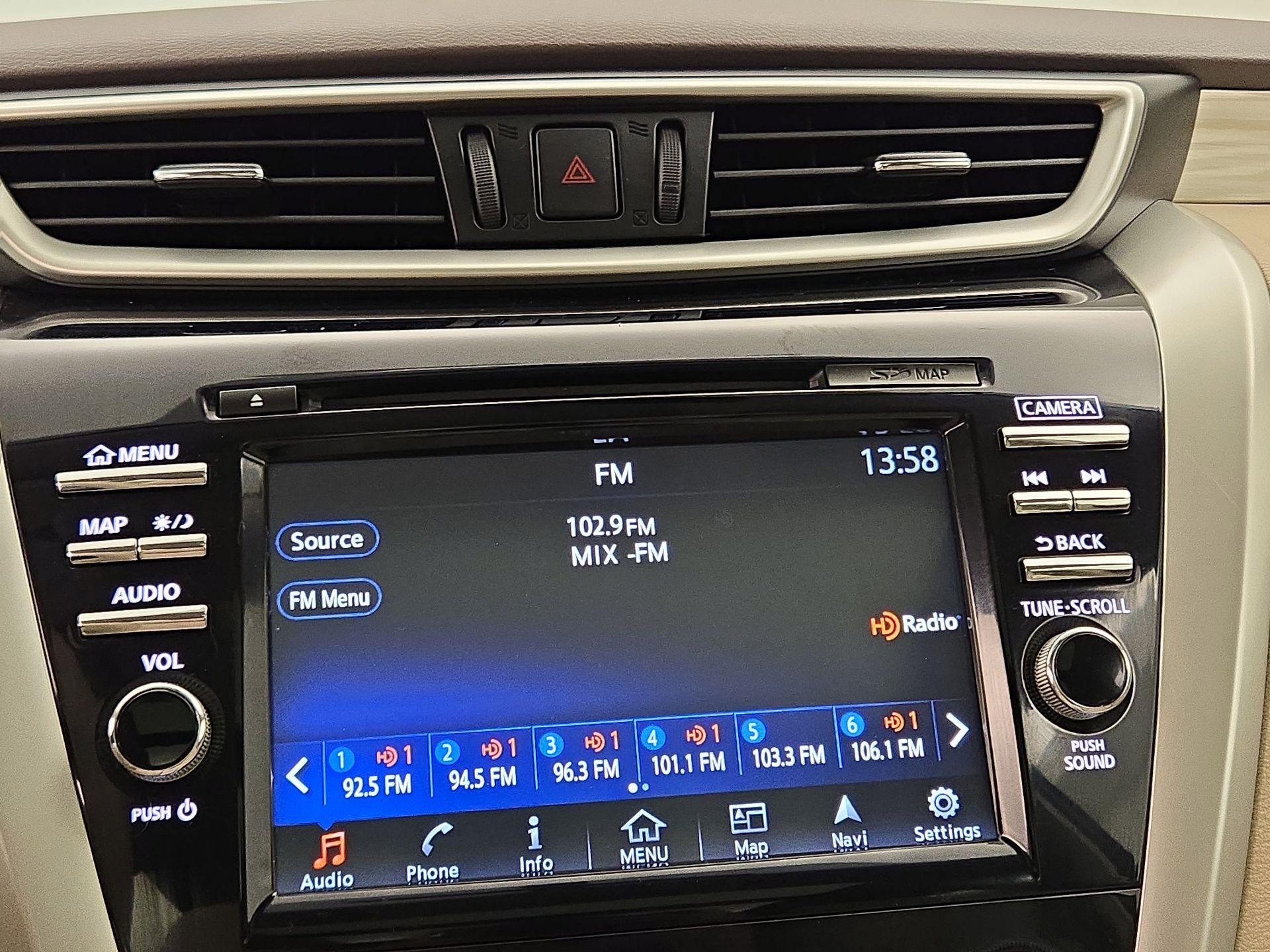Thumbnail: 2018 Nissan Murano - 16