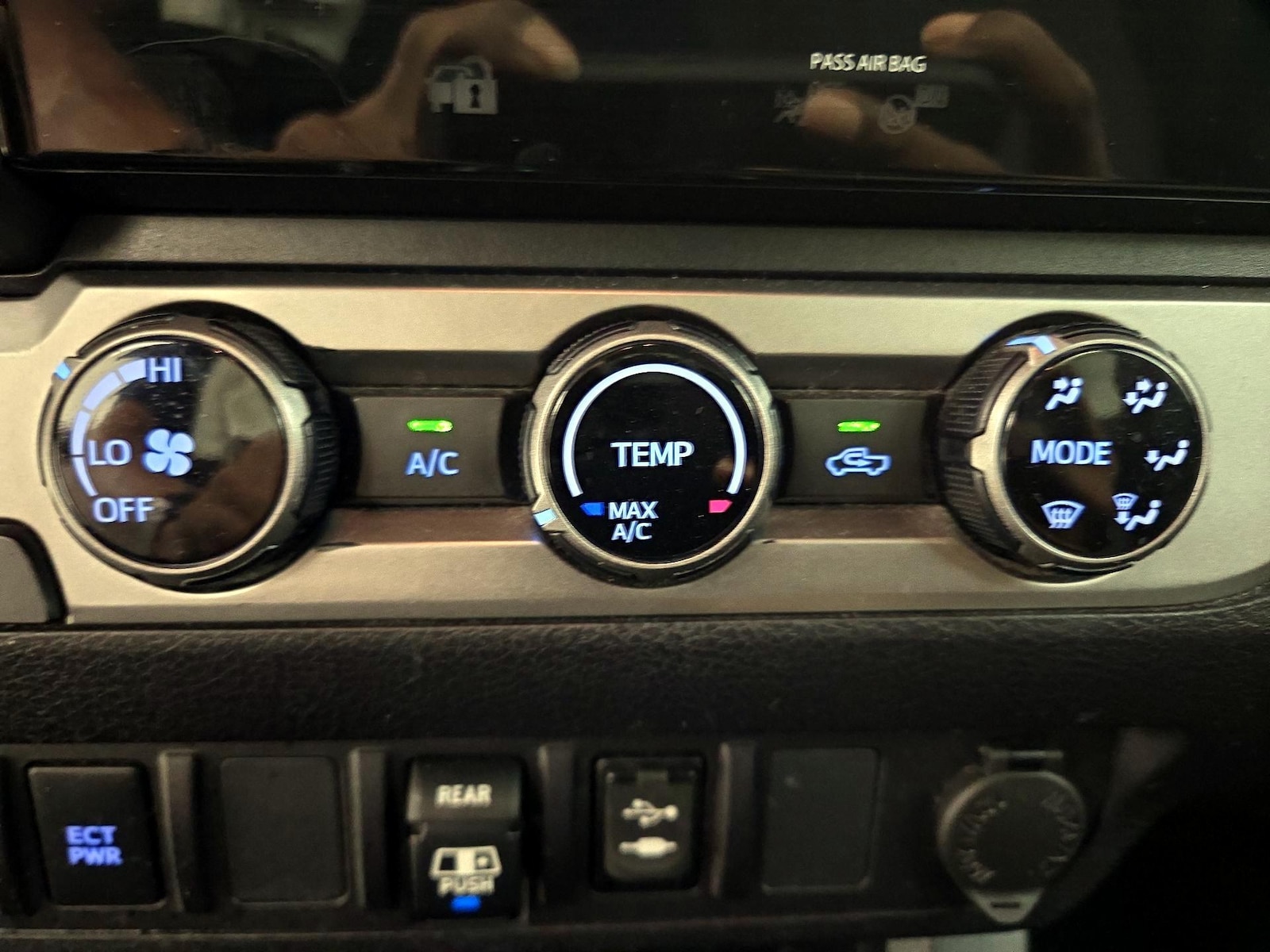 2018 Toyota Tacoma SR5 - Photo 17
