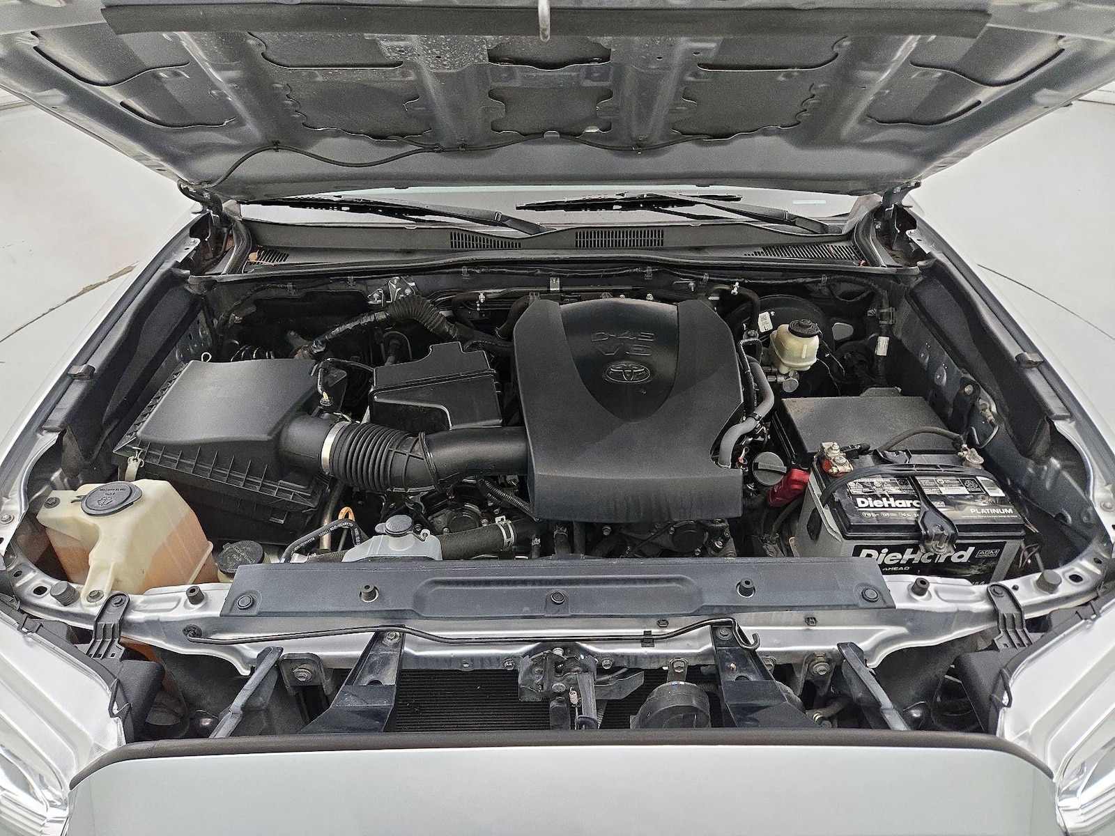 2018 Toyota Tacoma SR5 - Photo 22