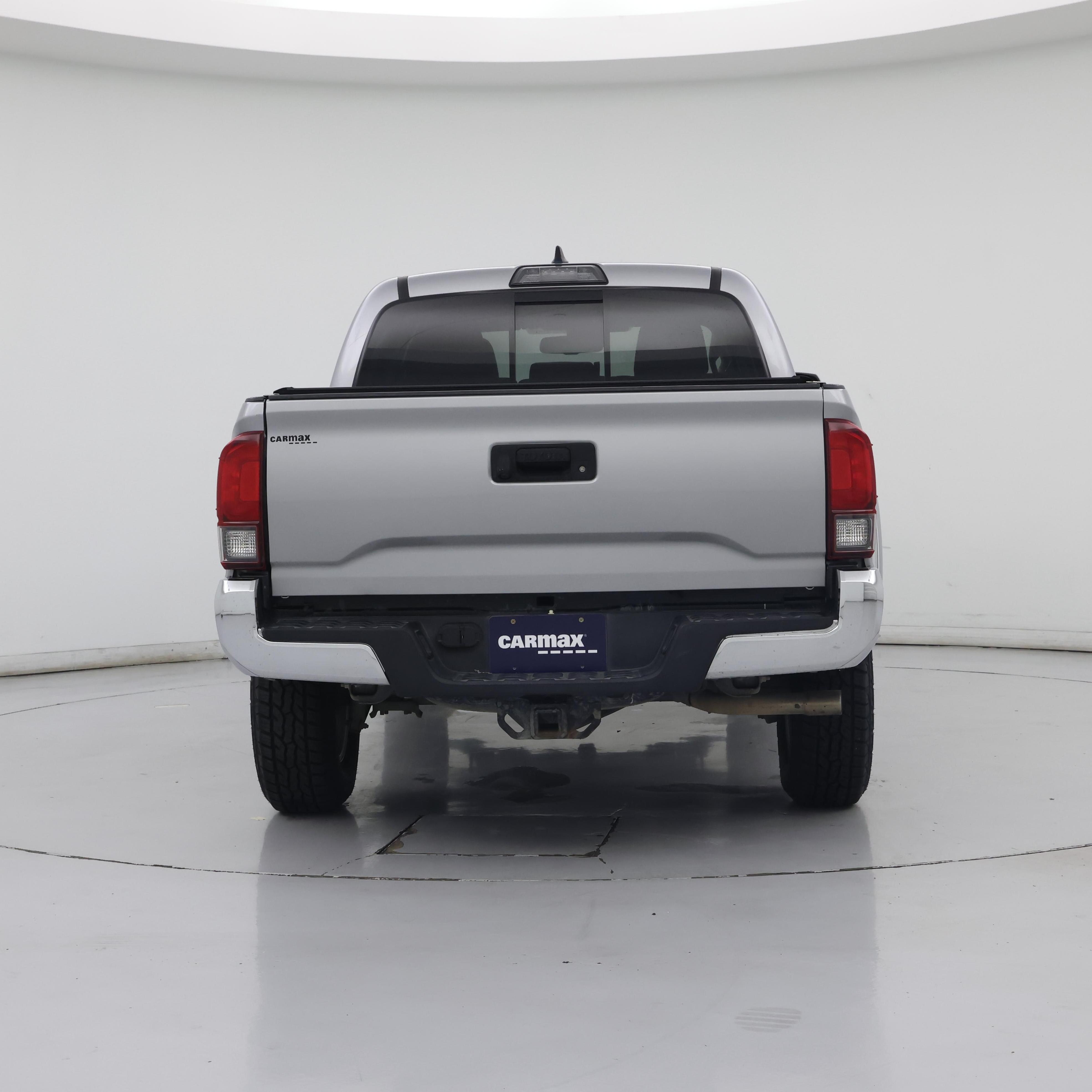 Thumbnail: 2018 Toyota Tacoma - 6