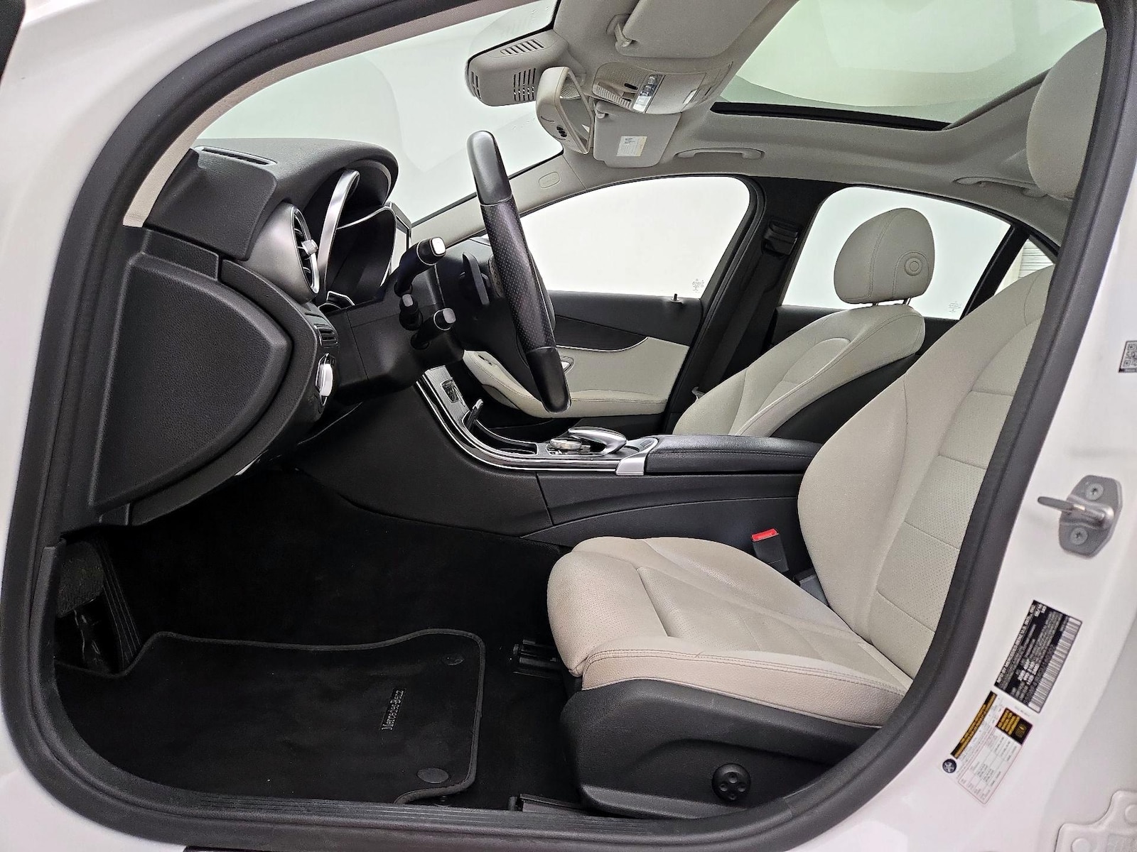 2016 Mercedes-Benz C-Class C300 - Photo 12