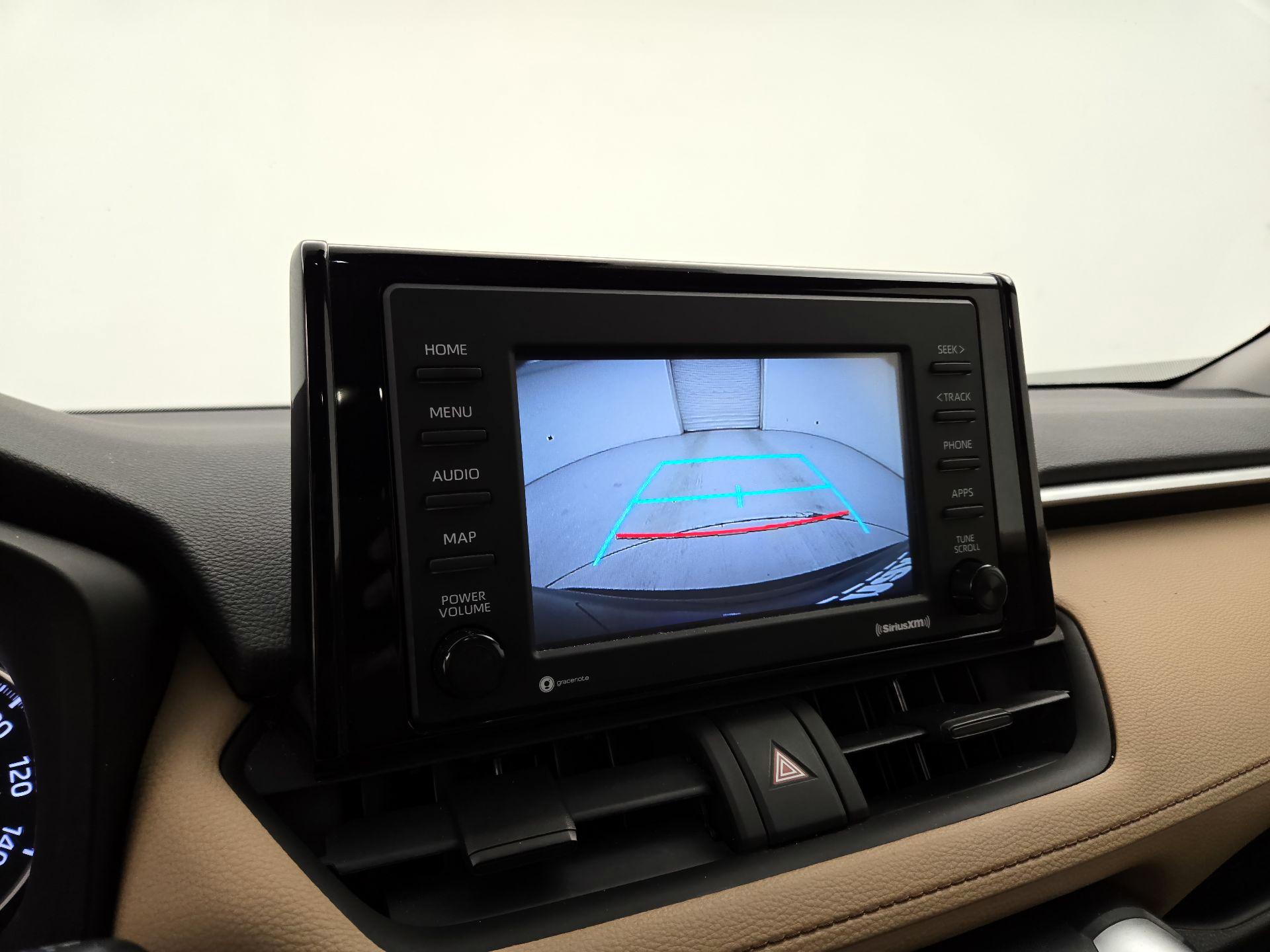 Thumbnail: 2022 Toyota RAV4 - 14