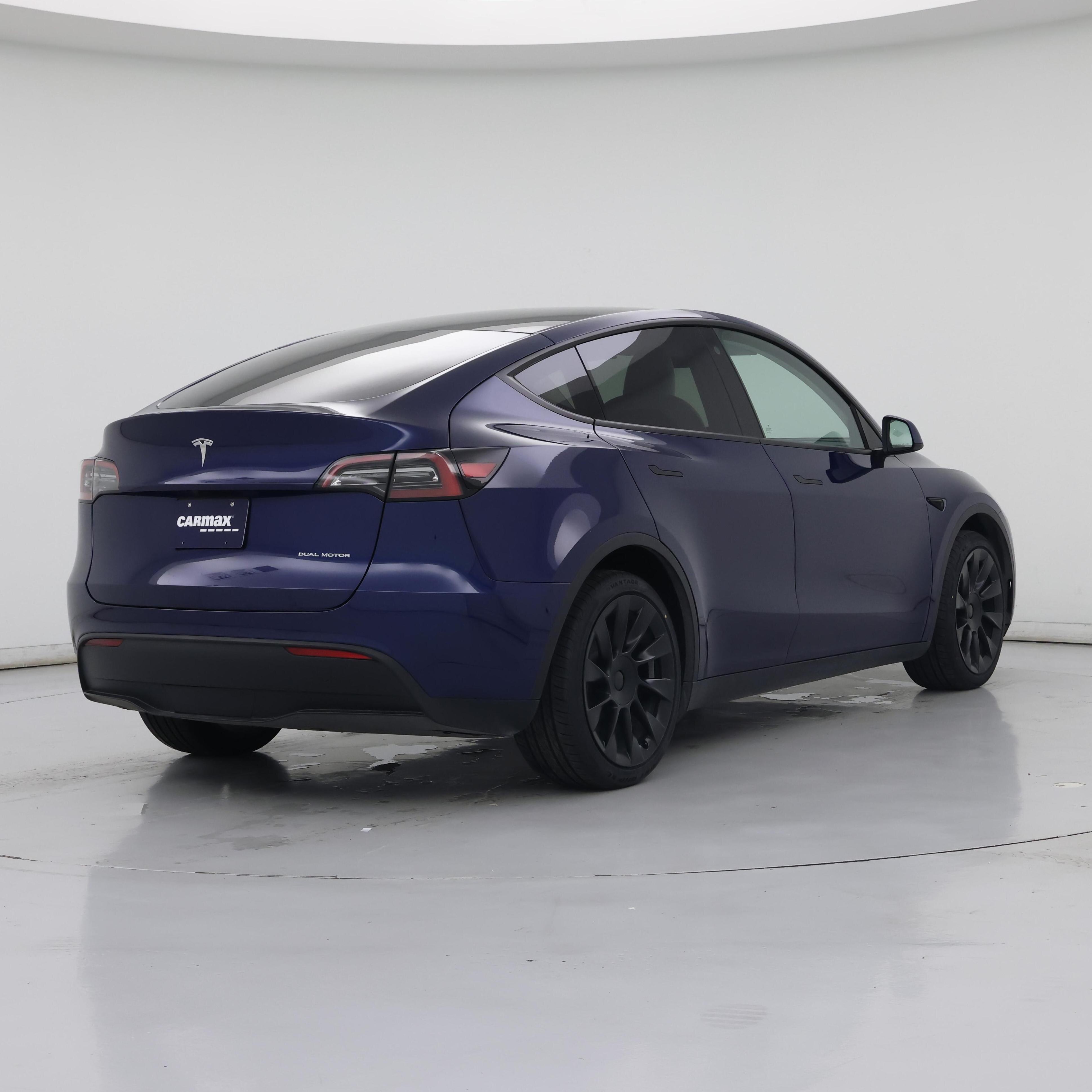 Thumbnail: 2023 Tesla Model Y - 8
