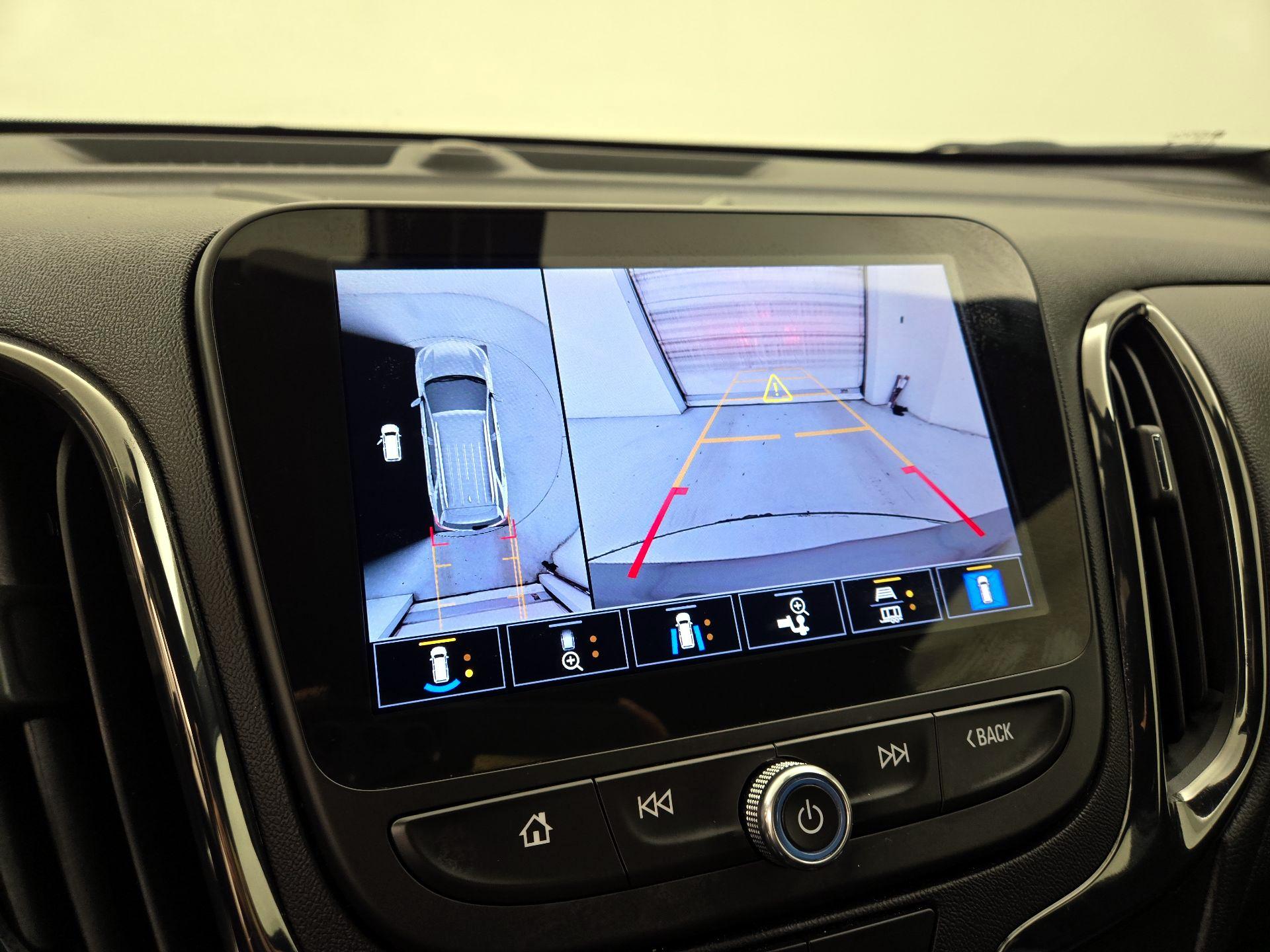 Thumbnail: 2023 Chevrolet Equinox - 15