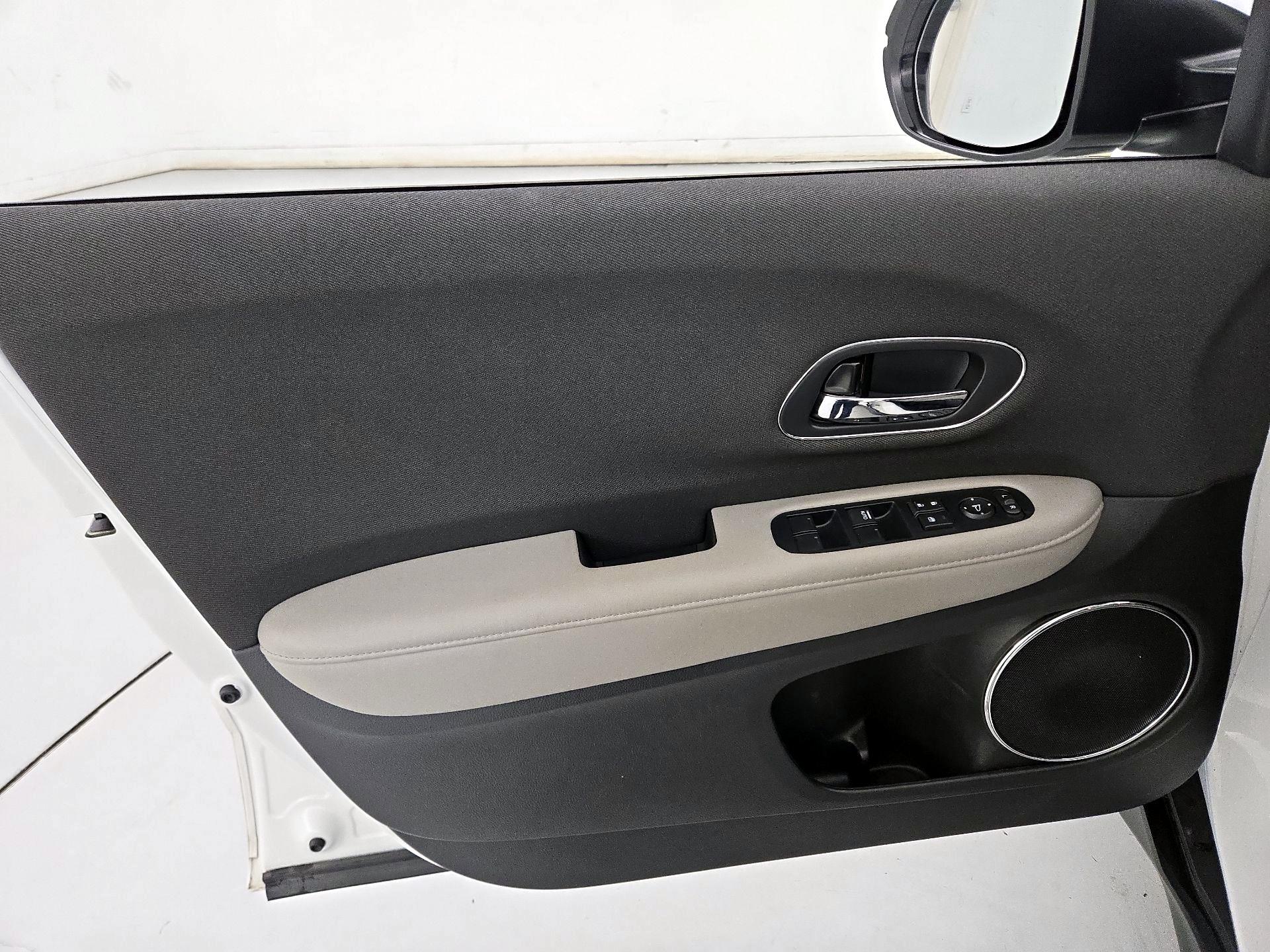 Thumbnail: 2022 Honda HR-V - 12