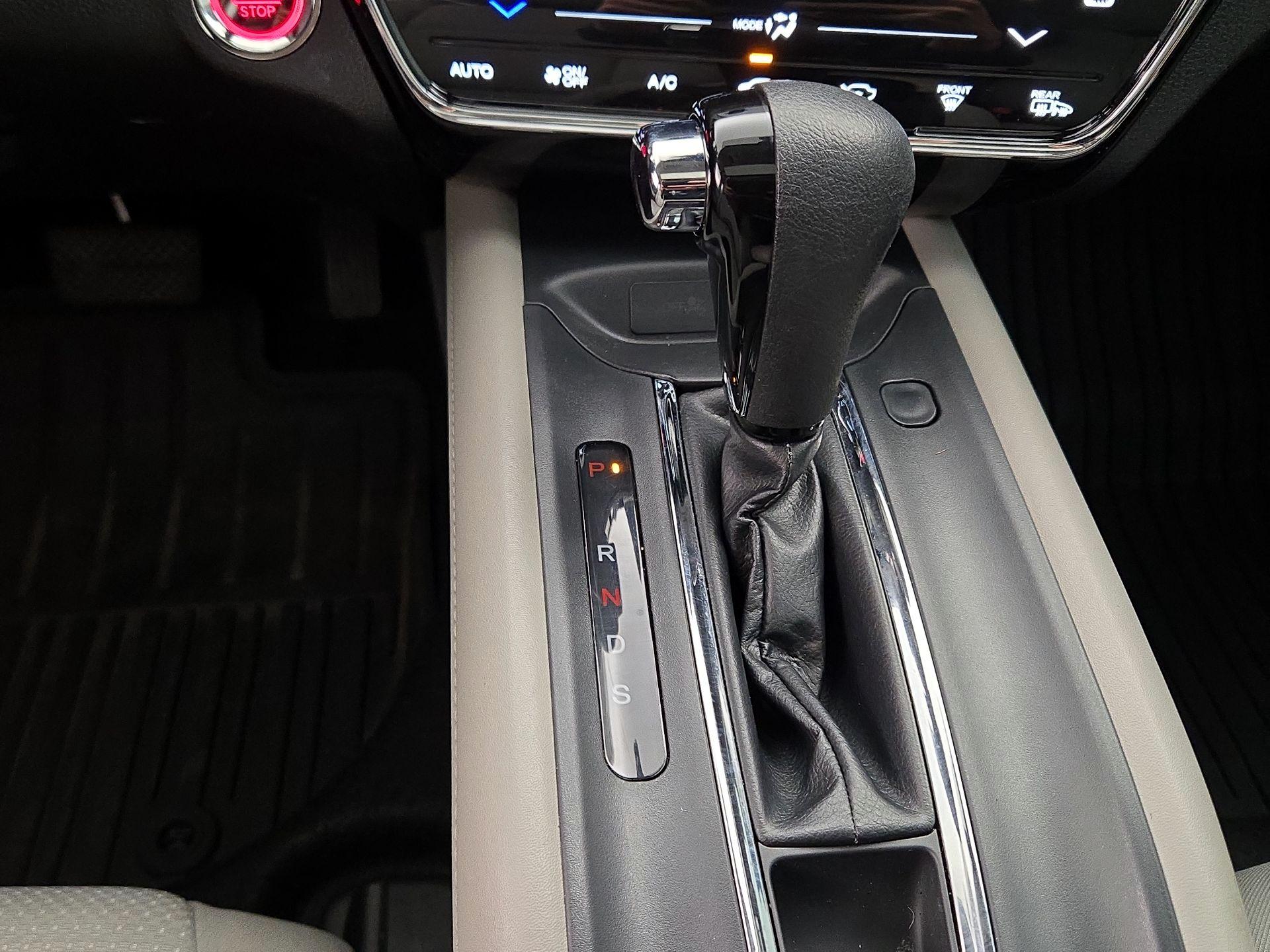 Thumbnail: 2022 Honda HR-V - 17