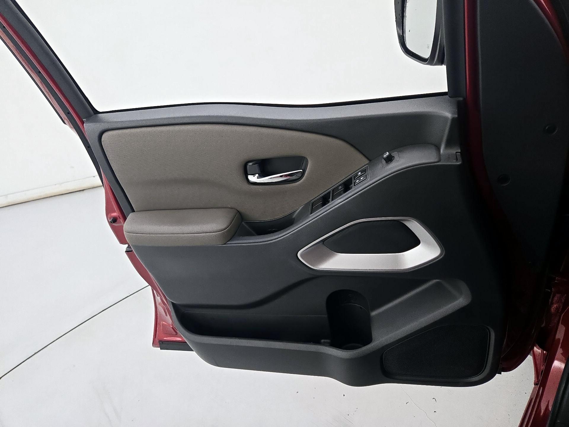 Thumbnail: 2022 Nissan Frontier - 12