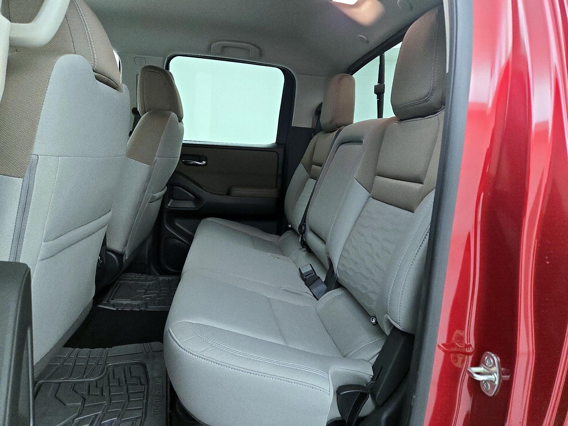 Thumbnail: 2022 Nissan Frontier - 19