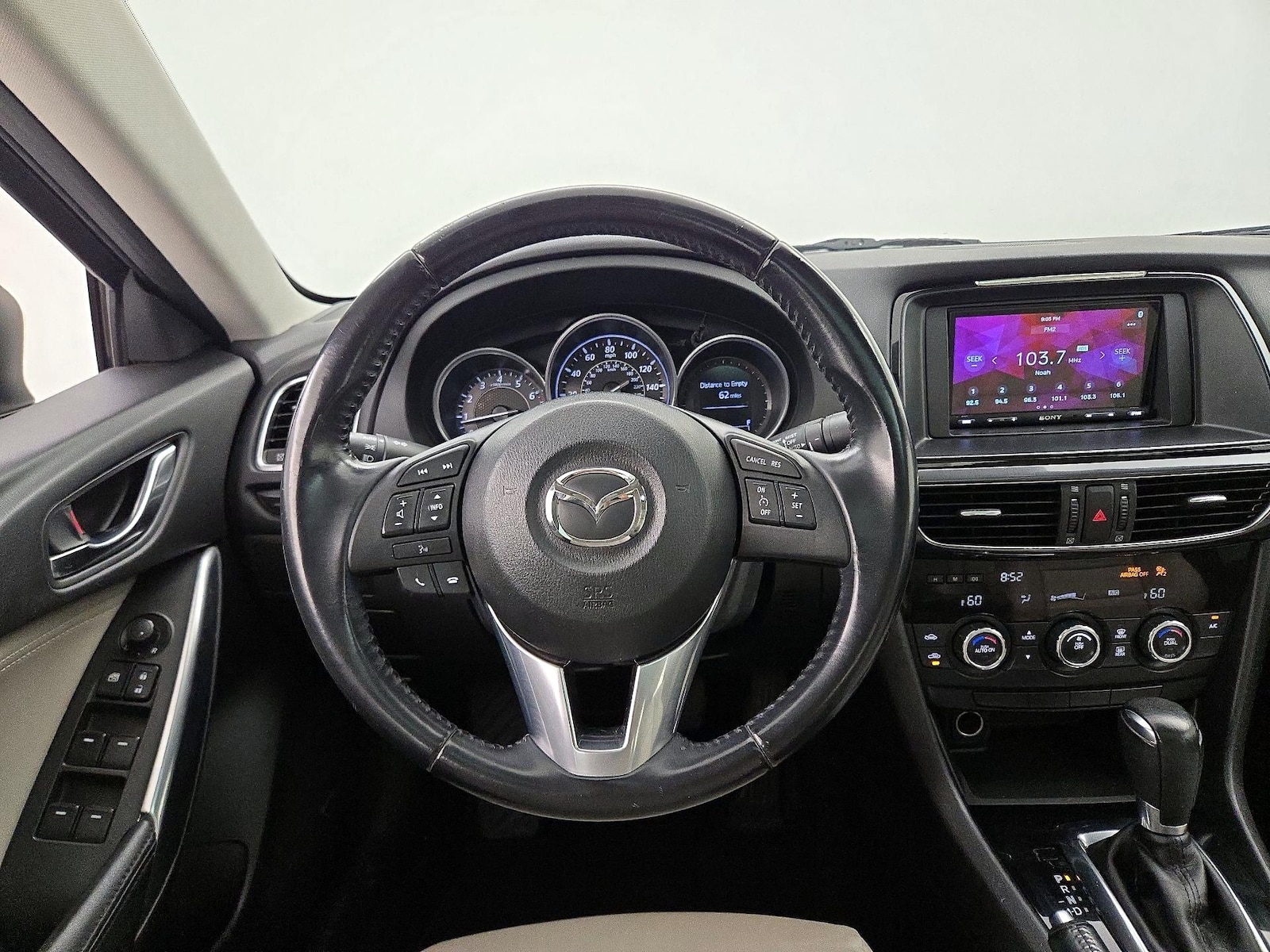 2015 Mazda MAZDA6 i Touring - Photo 11