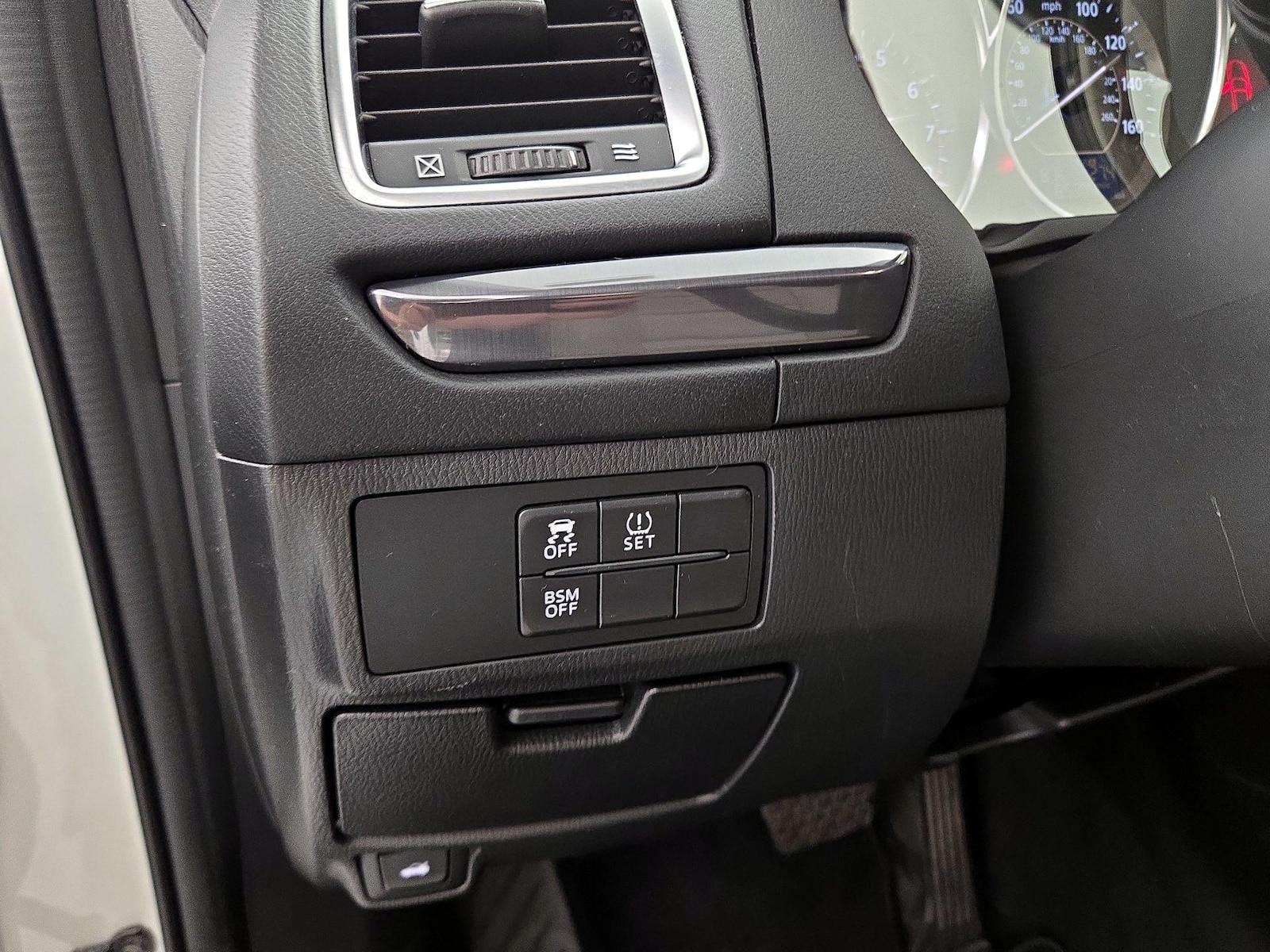2015 Mazda MAZDA6 i Touring - Photo 14