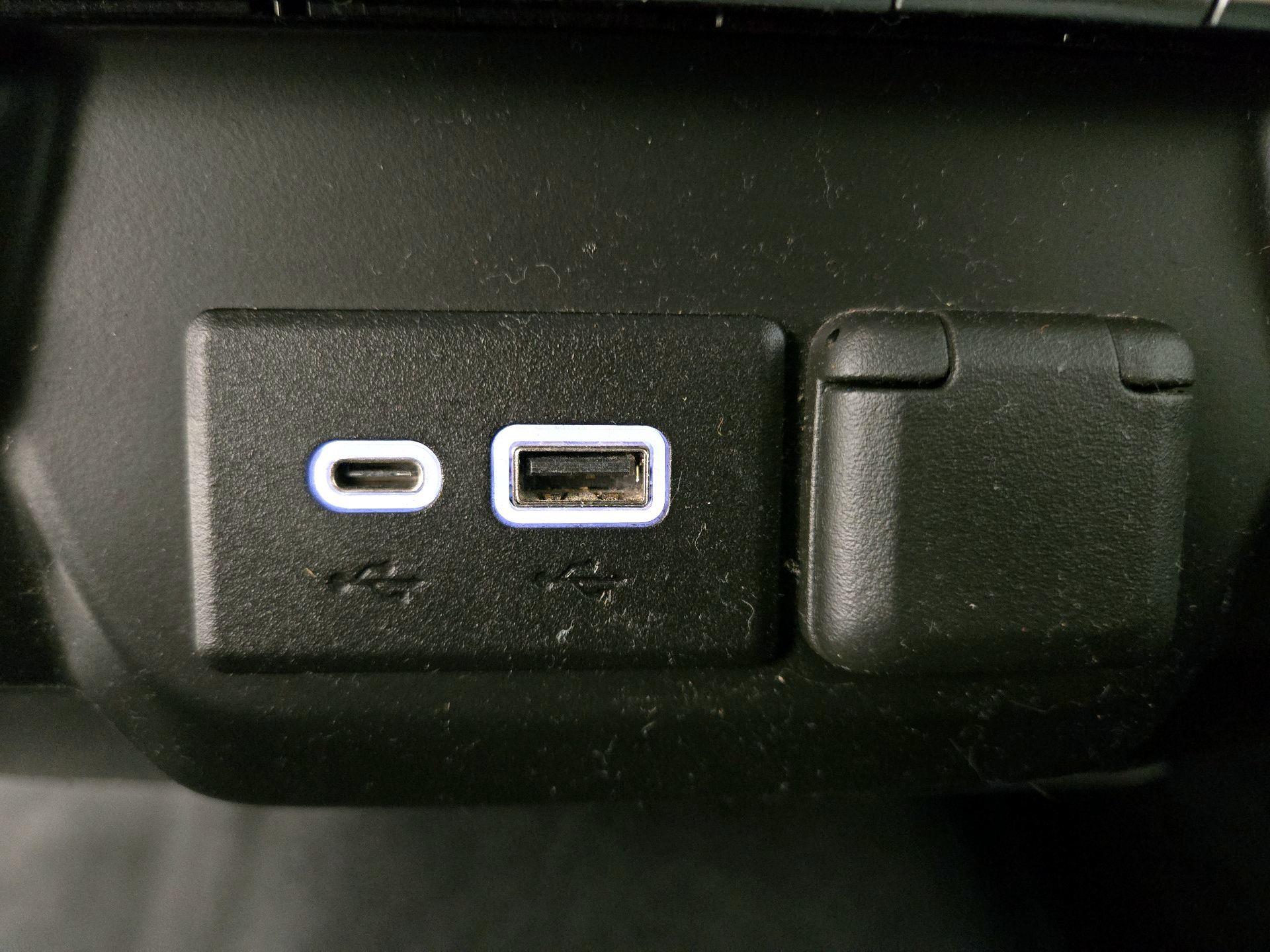 Thumbnail: 2021 Chevrolet Silverado 1500 - 18