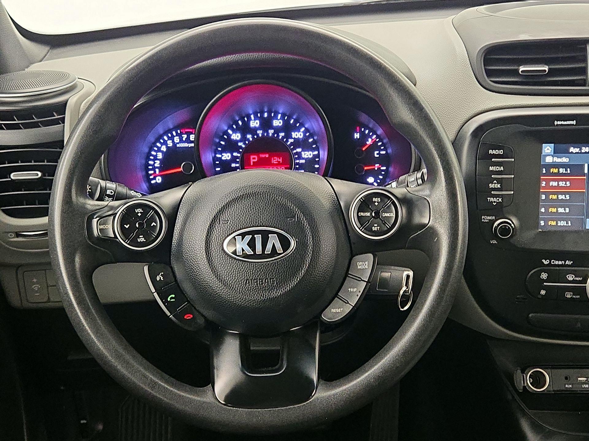 Thumbnail: 2019 Kia Soul - 10