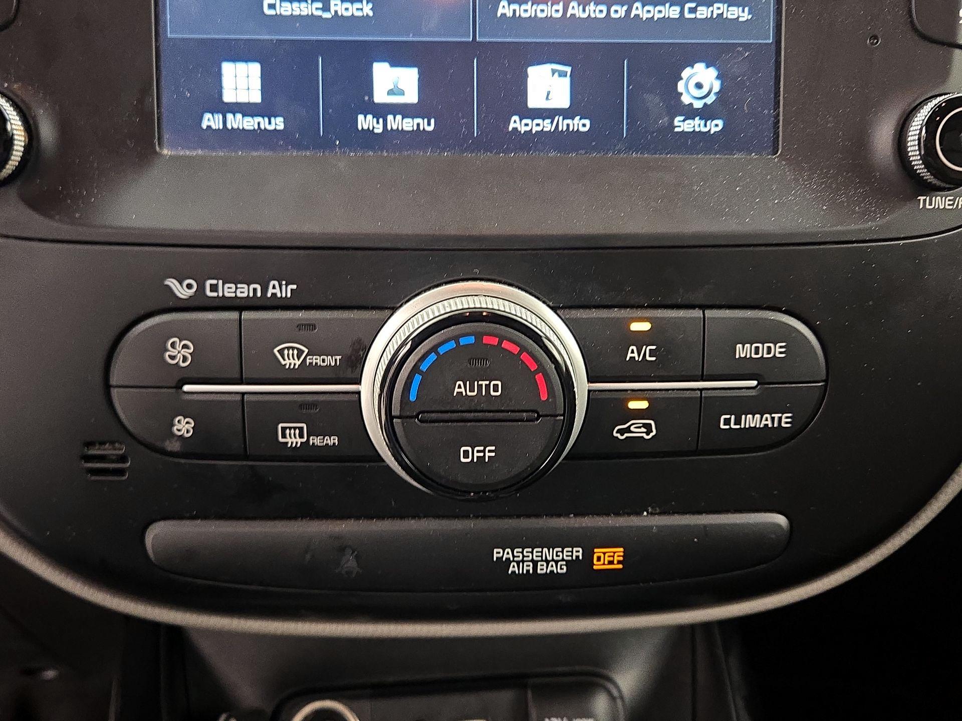 Thumbnail: 2019 Kia Soul - 16