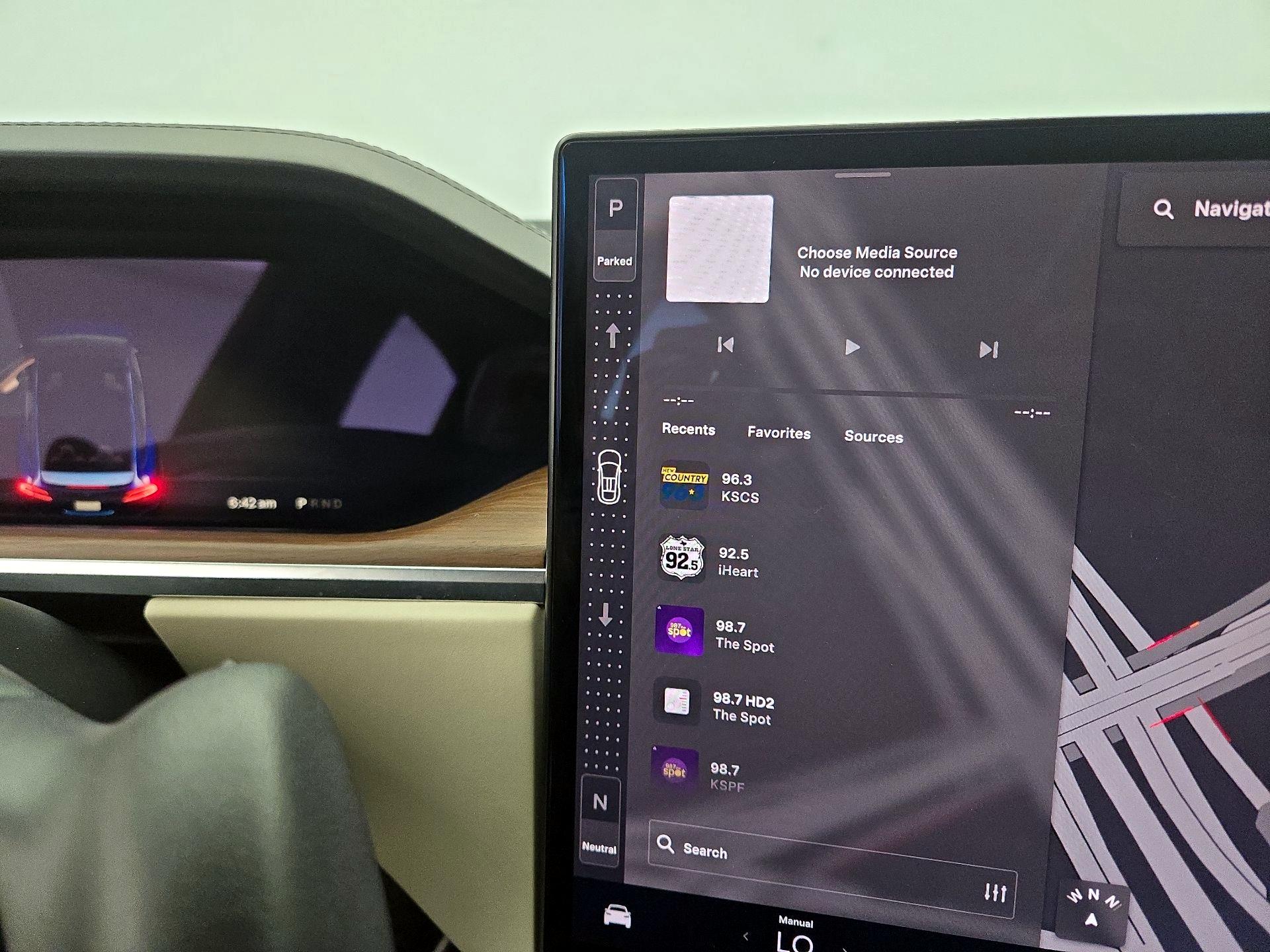 Thumbnail: 2023 Tesla Model X - 17