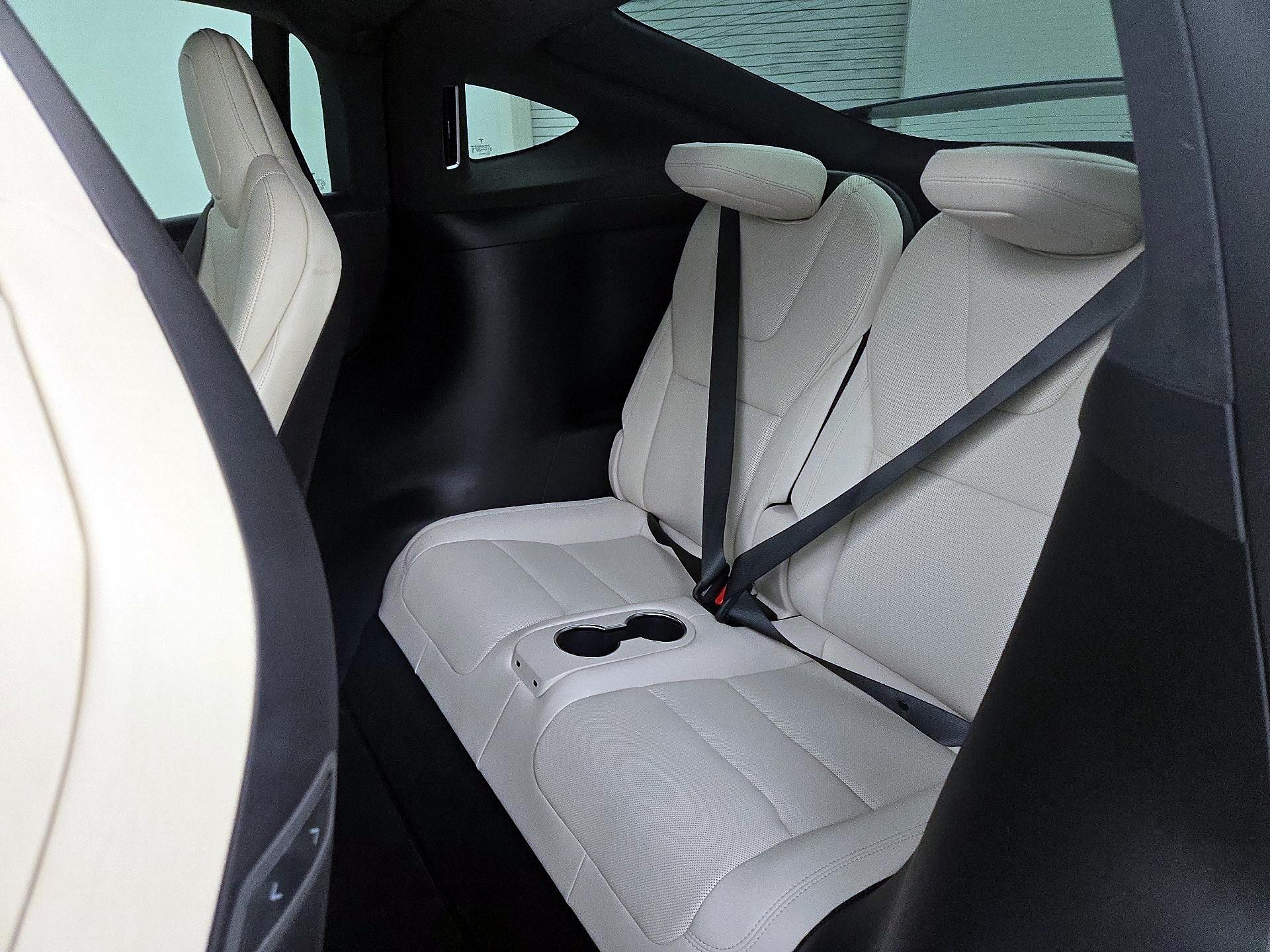 Thumbnail: 2023 Tesla Model X - 20