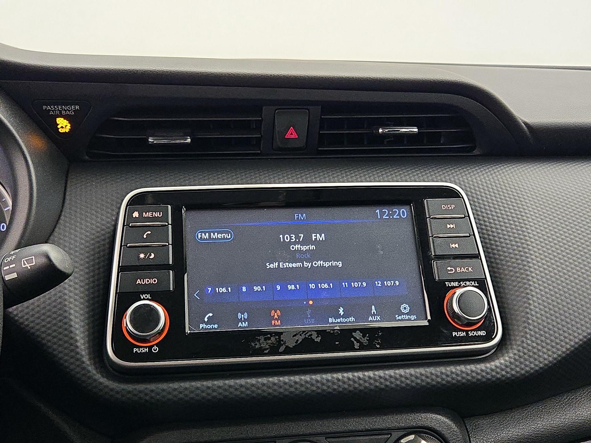 Thumbnail: 2023 Nissan Kicks - 15