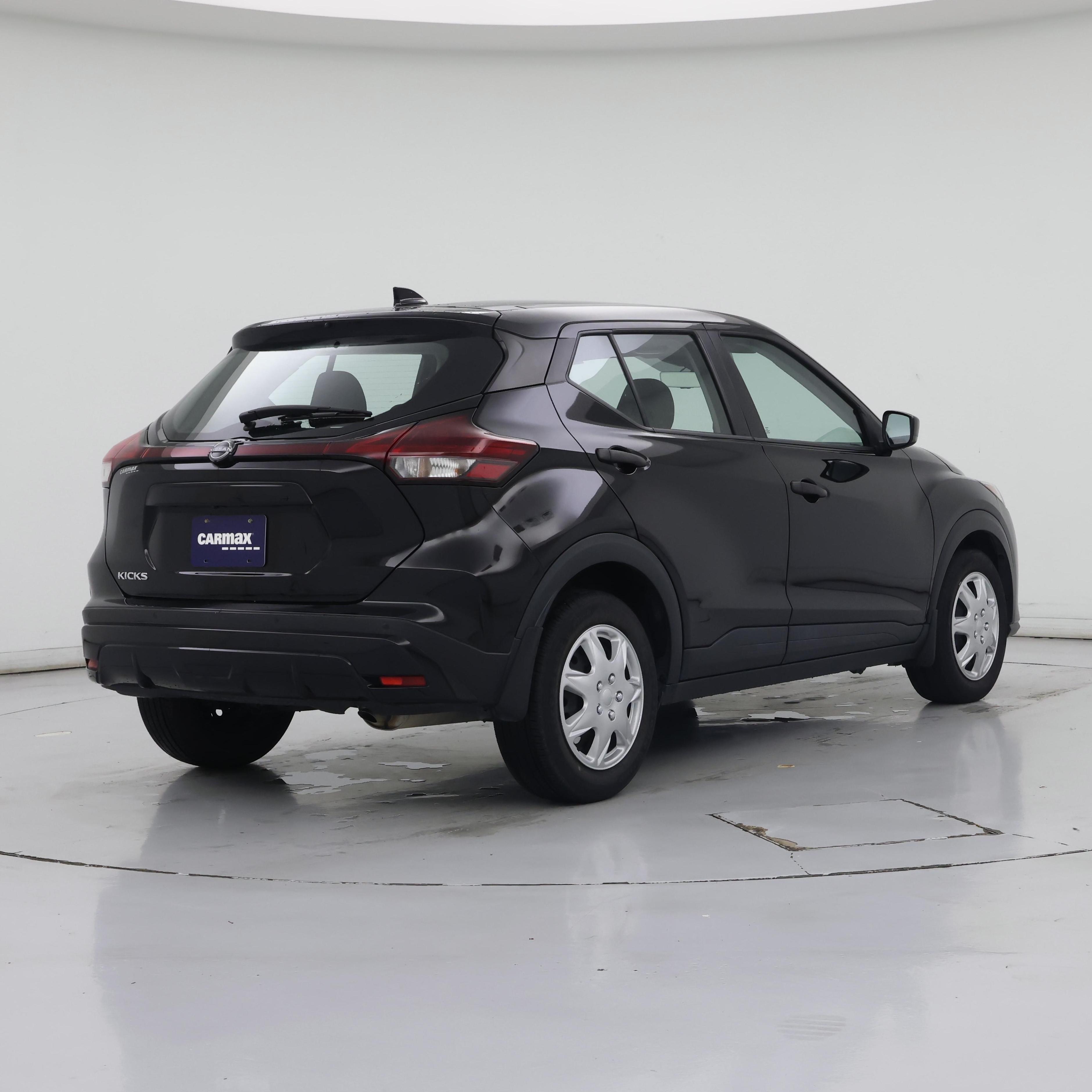 Thumbnail: 2023 Nissan Kicks - 8