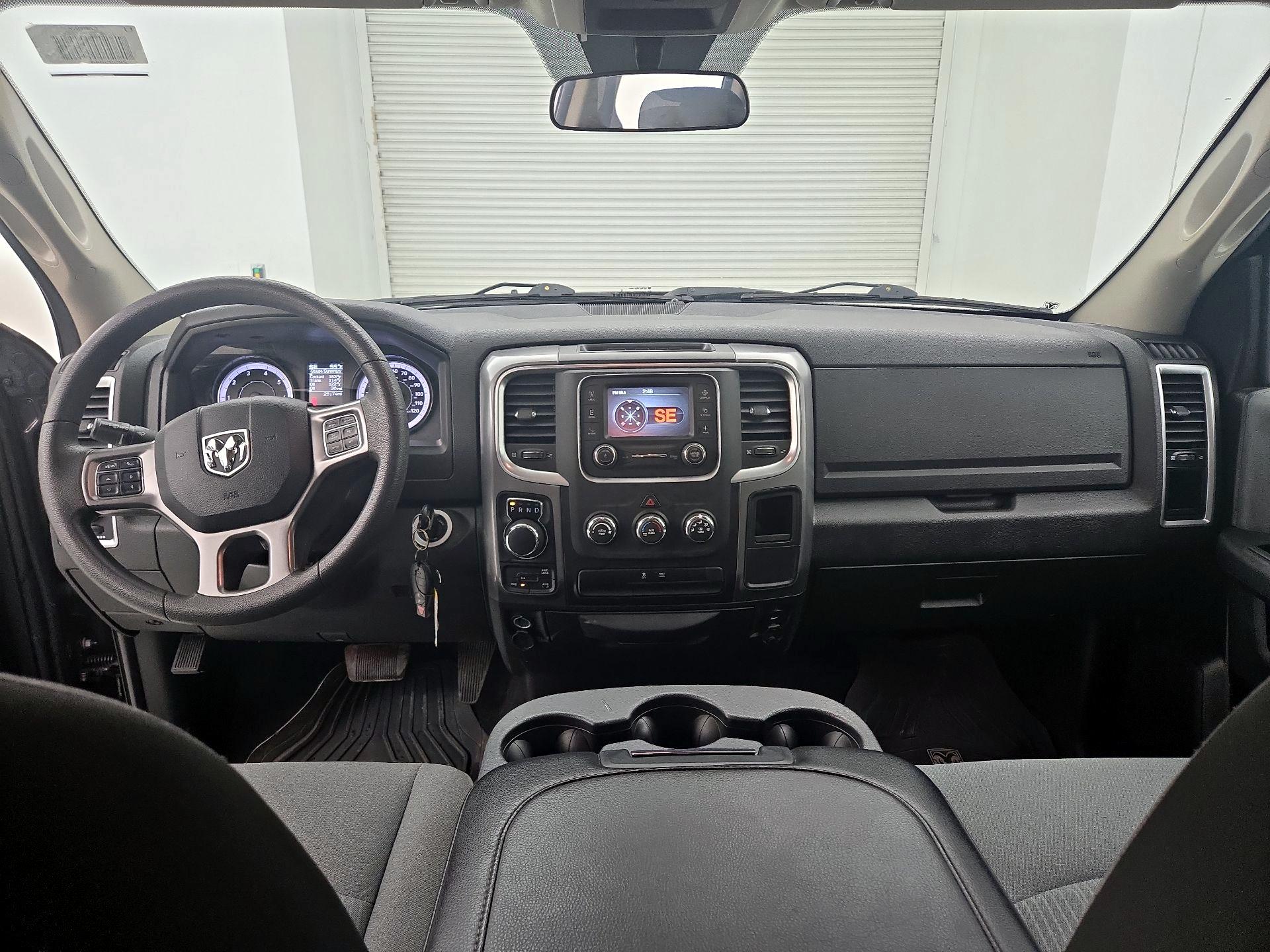 Thumbnail: 2024 RAM 1500 Classic - 9