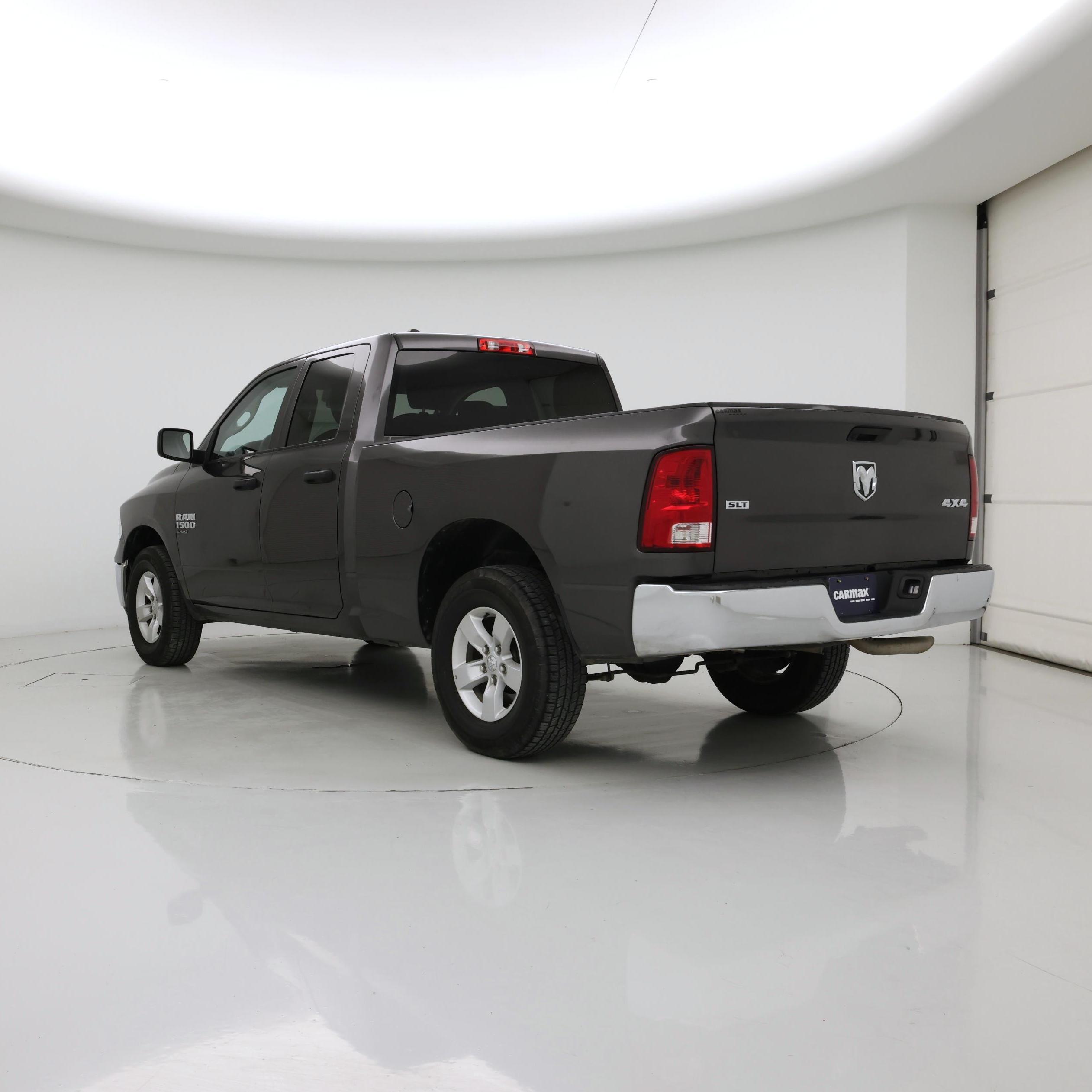 Thumbnail: 2024 RAM 1500 Classic - 2