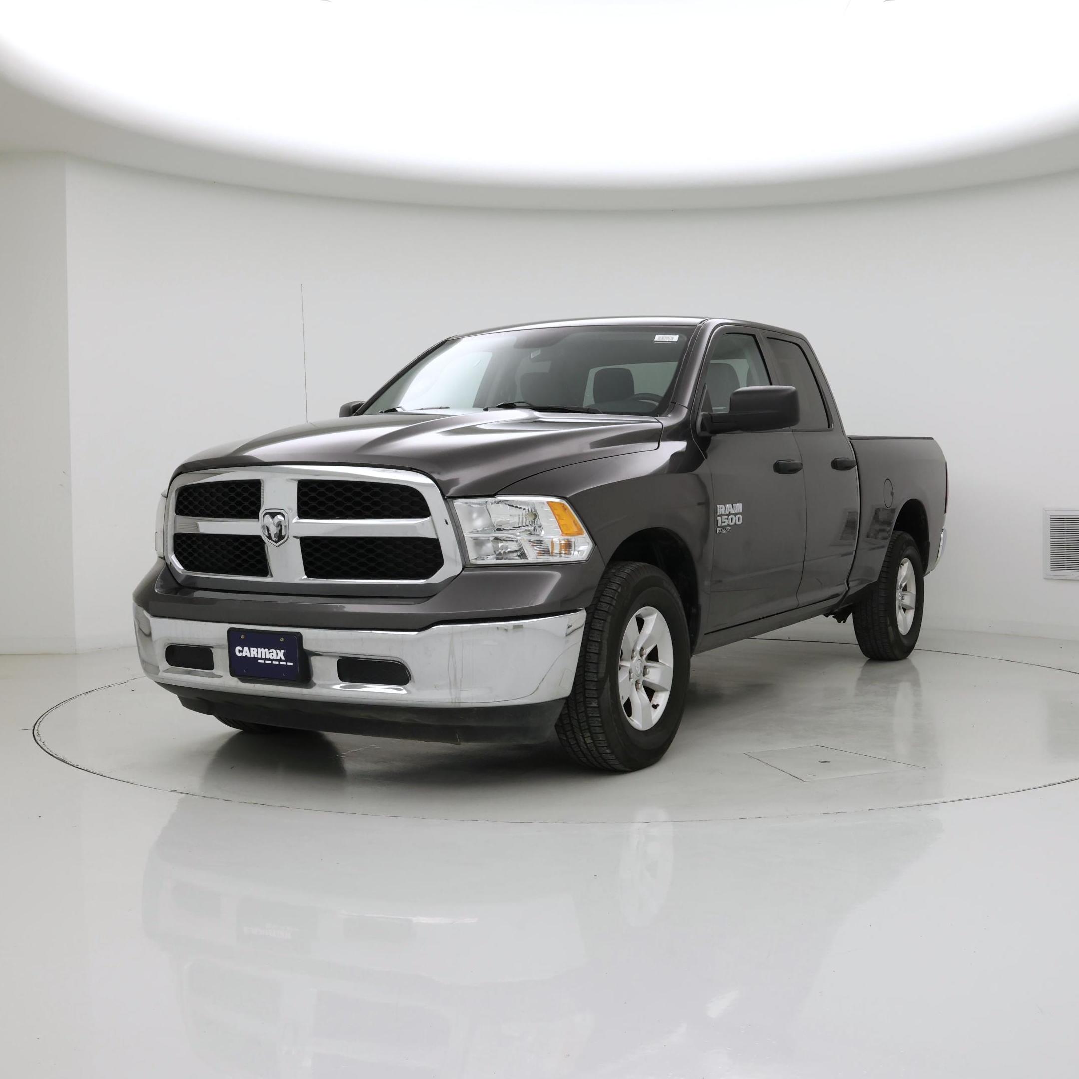 Thumbnail: 2024 RAM 1500 Classic - 4