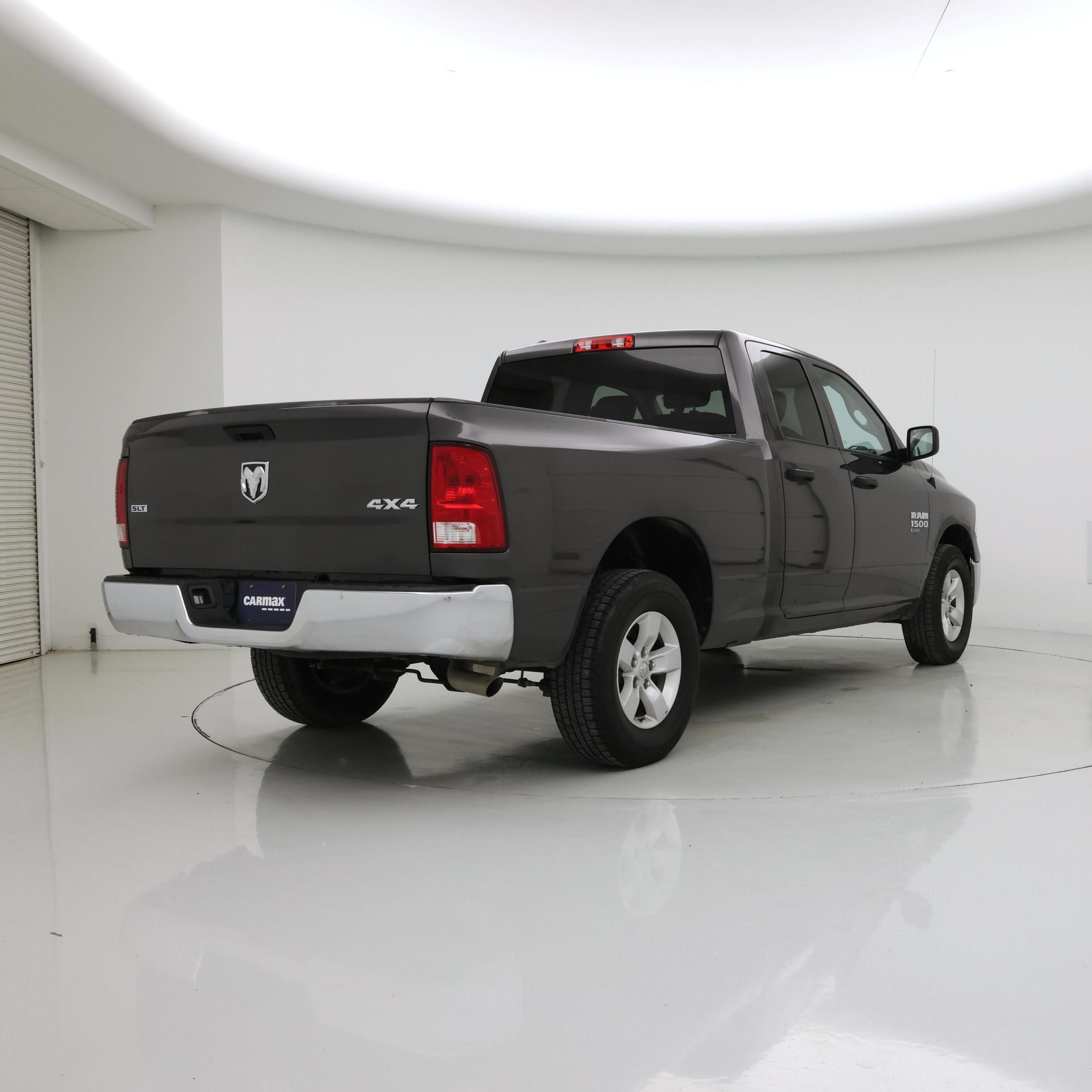 Thumbnail: 2024 RAM 1500 Classic - 8