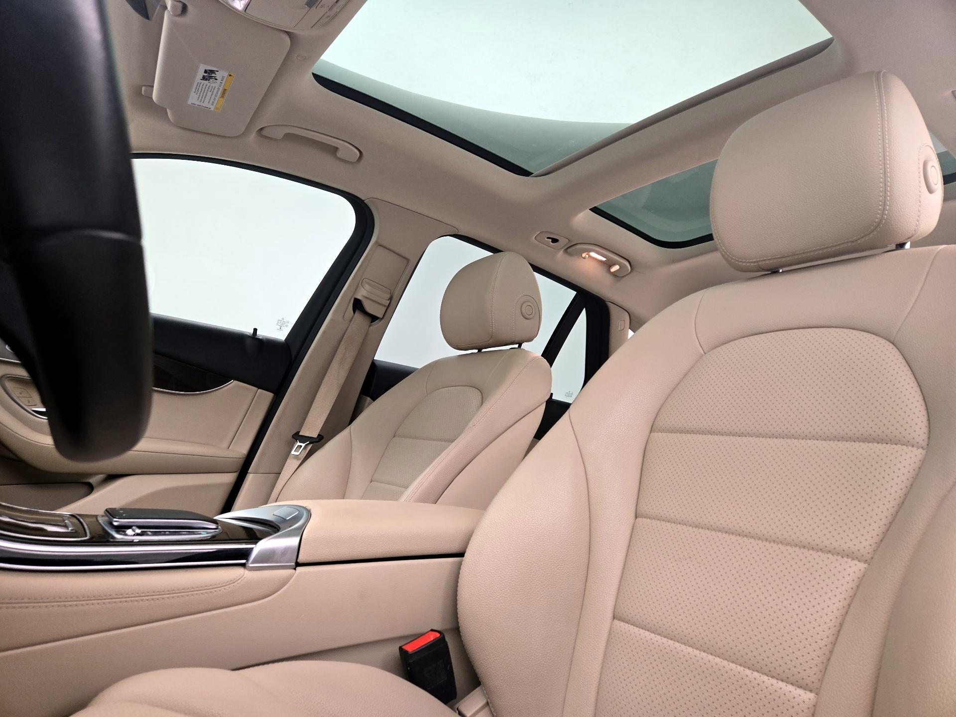 Thumbnail: 2021 Mercedes-Benz GLC - 19