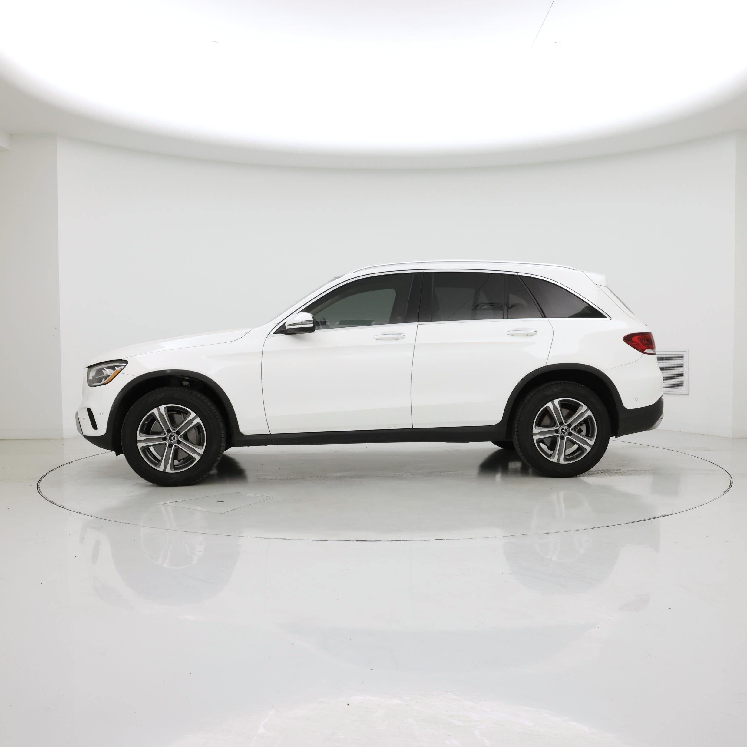 Thumbnail: 2021 Mercedes-Benz GLC - 3