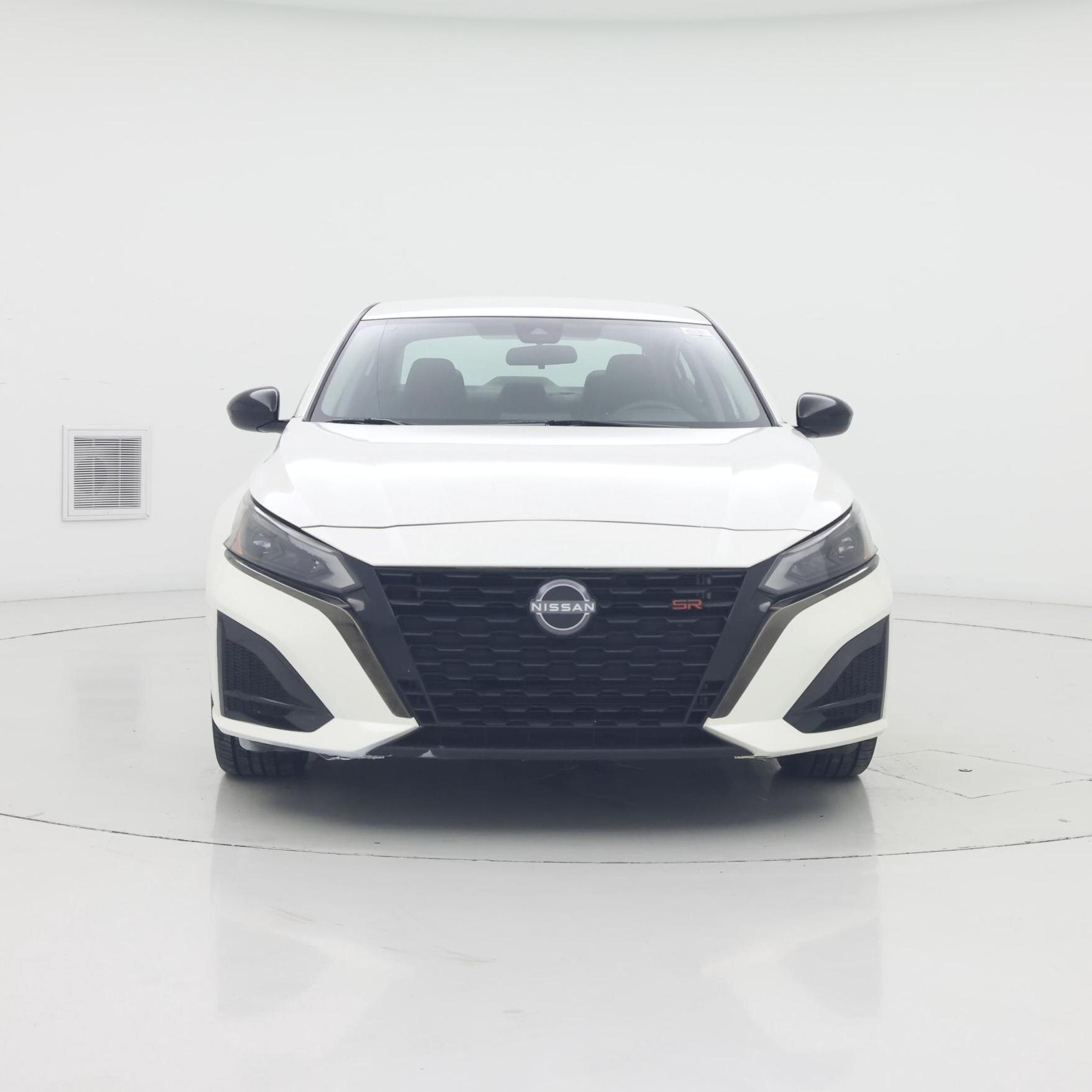 Thumbnail: 2023 Nissan Altima - 5
