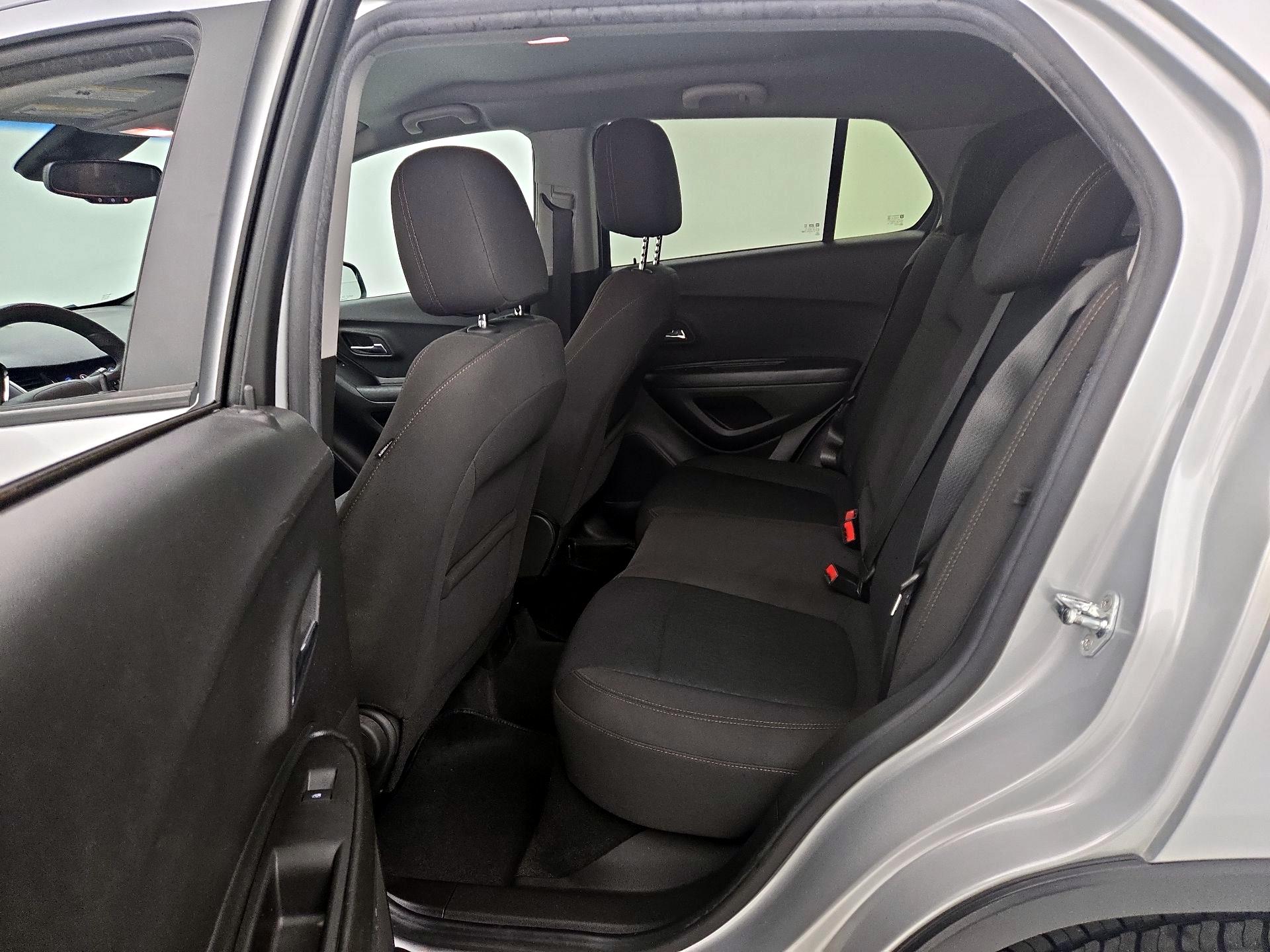 Thumbnail: 2022 Chevrolet Trax - 19
