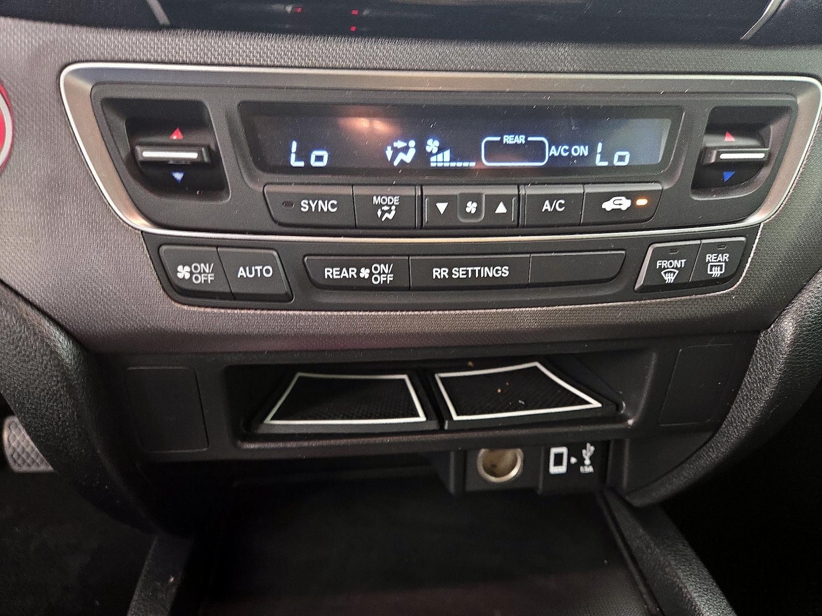 2021 Honda Ridgeline Sport - Photo 17