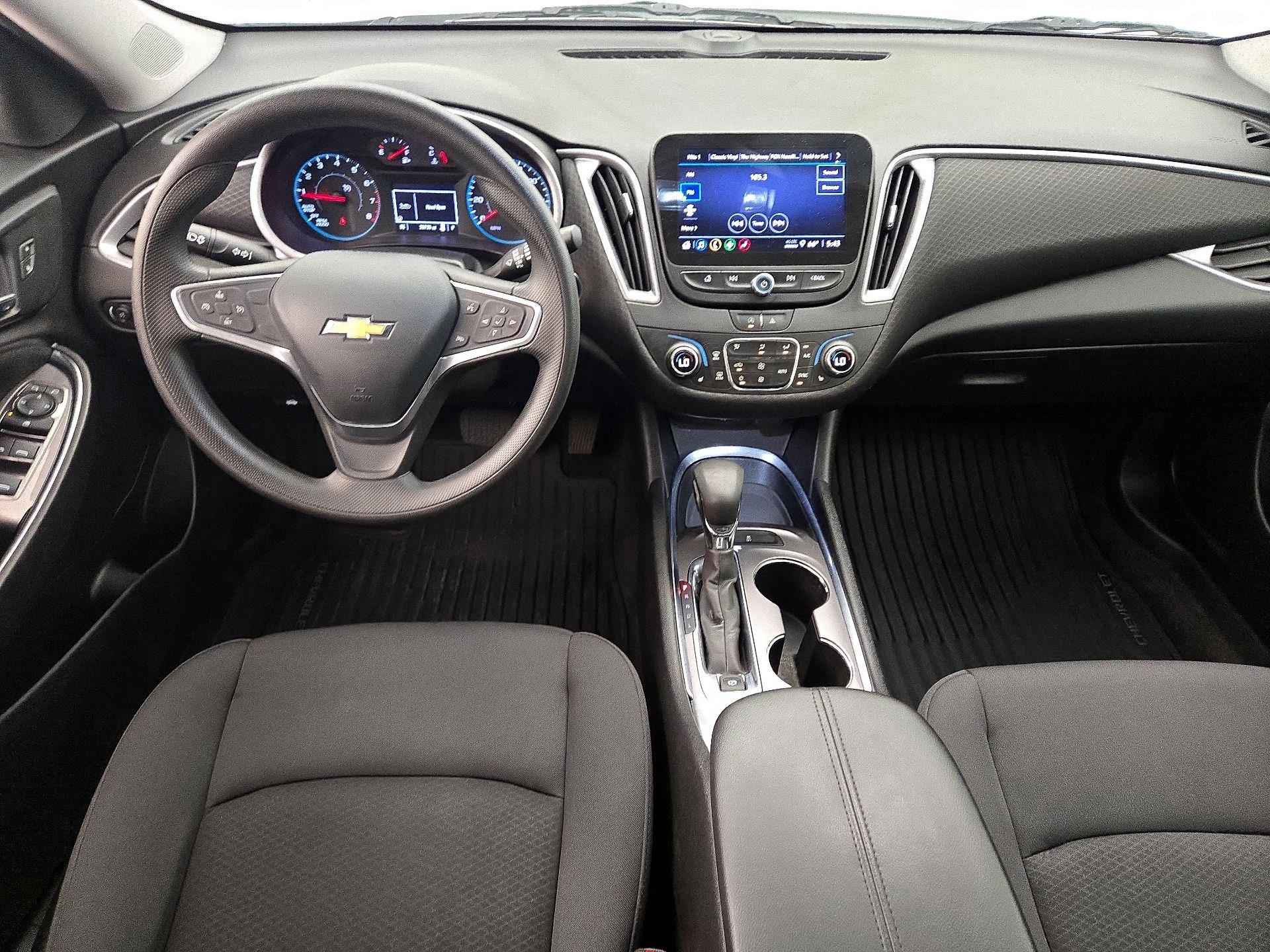 Thumbnail: 2022 Chevrolet Malibu - 9