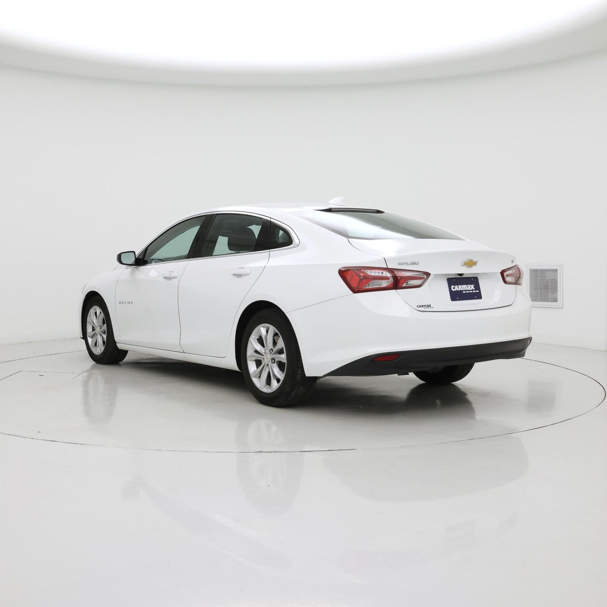 Thumbnail: 2022 Chevrolet Malibu - 2