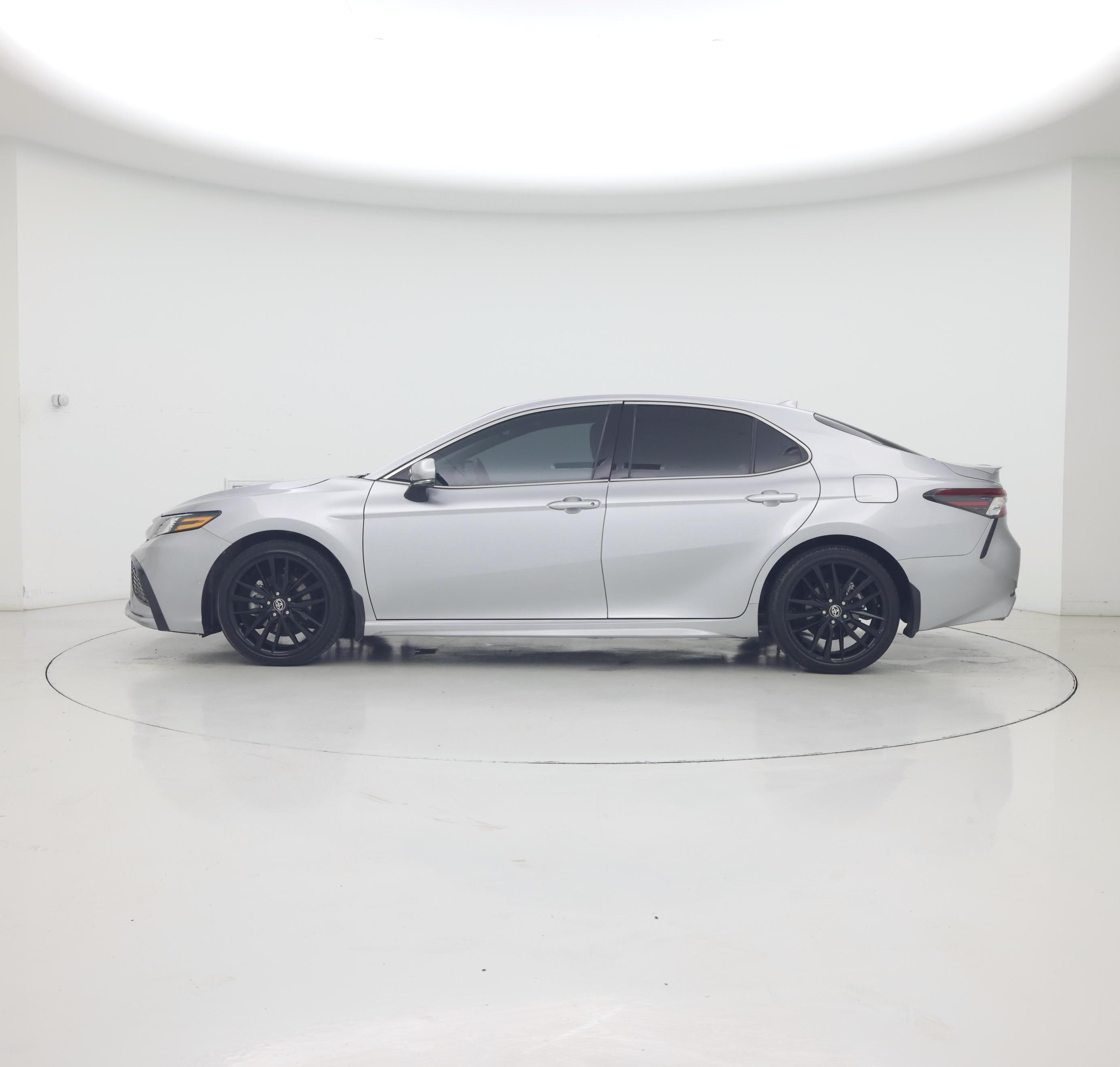 Thumbnail: 2023 Toyota Camry - 3
