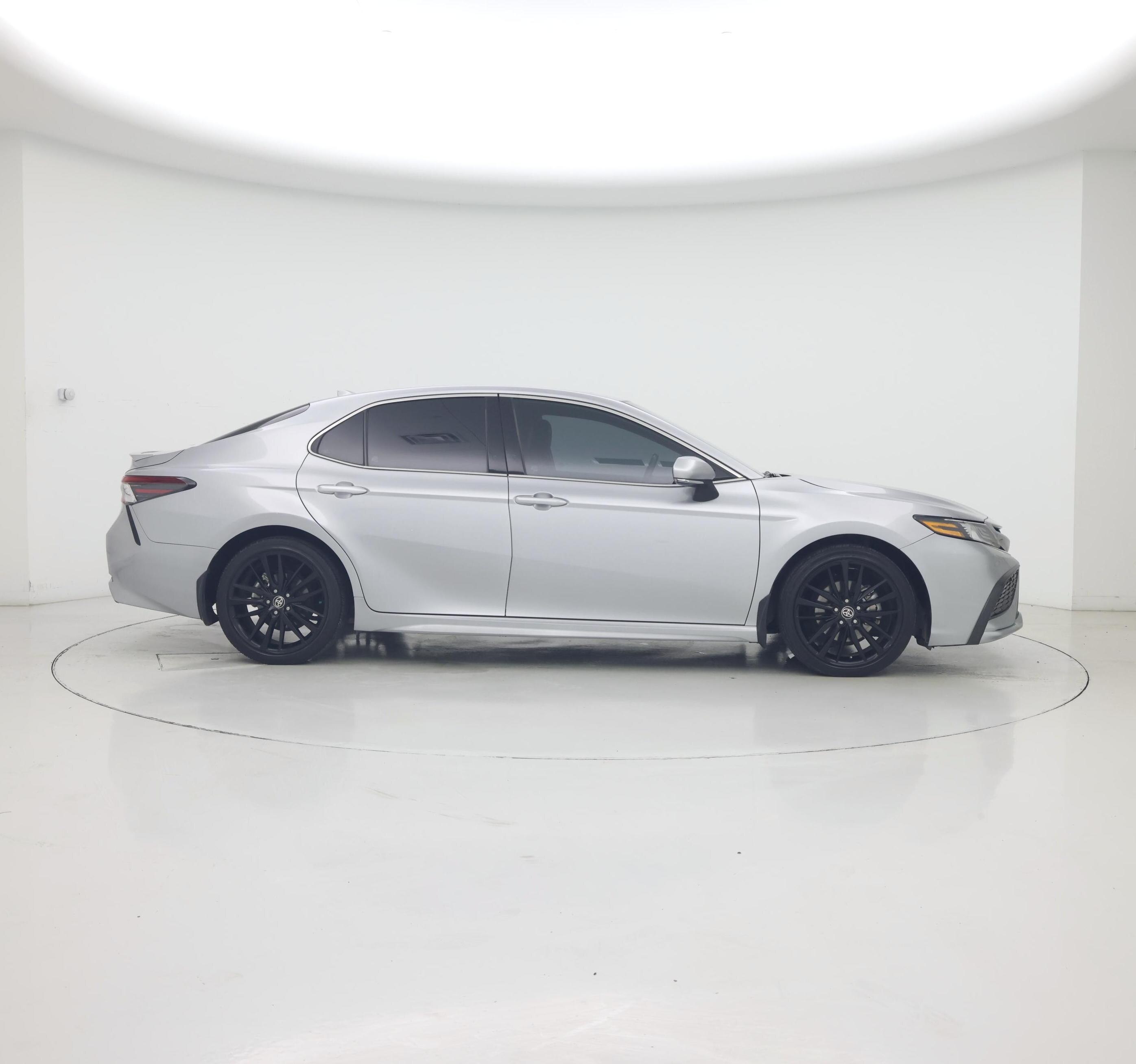 Thumbnail: 2023 Toyota Camry - 7